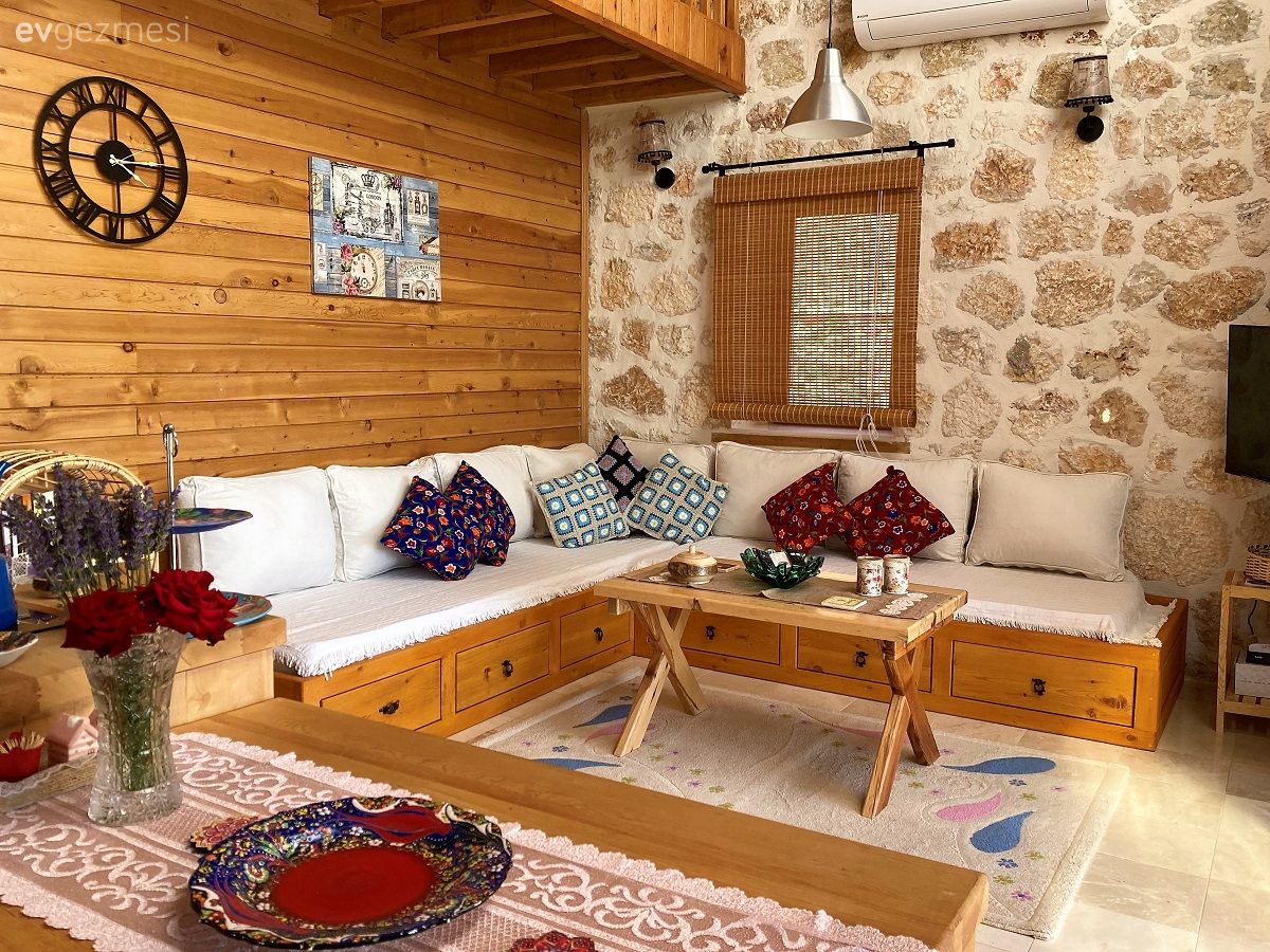 Kaş'taki Bu Tatil Evi Geçmiş ve Bugün Arasındaki Eğlenceli Köprü!