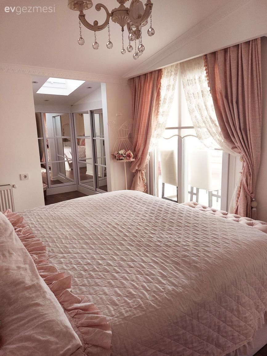 Ev Gezmesi: Buram Buram Country Kokan Bir İzmir Evi