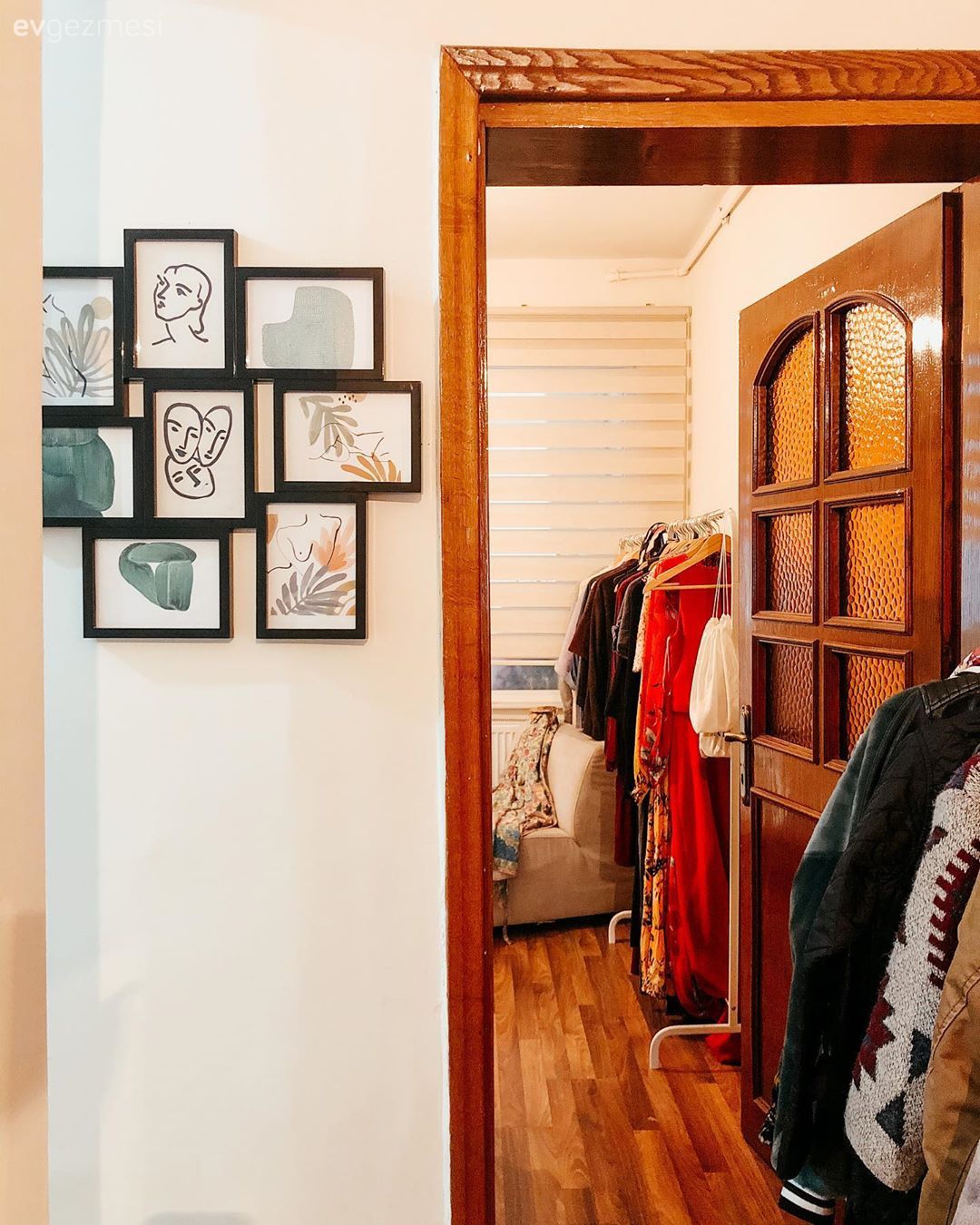 Kapı , Çerçeve, Duvar dekorasyonu