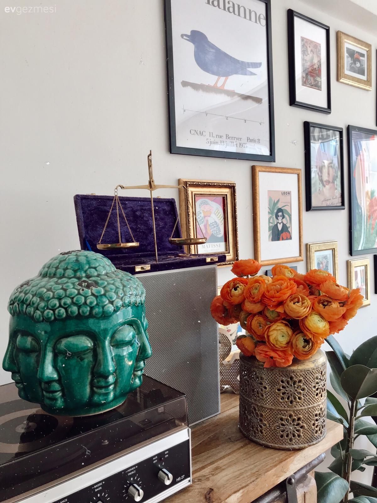 Yeşil, Dekoratif Objeler, Vazo, Ev Aksesuar, Çiçekler, Turuncu, Tablo, Duvar dekorasyonu, Galeri duvarı