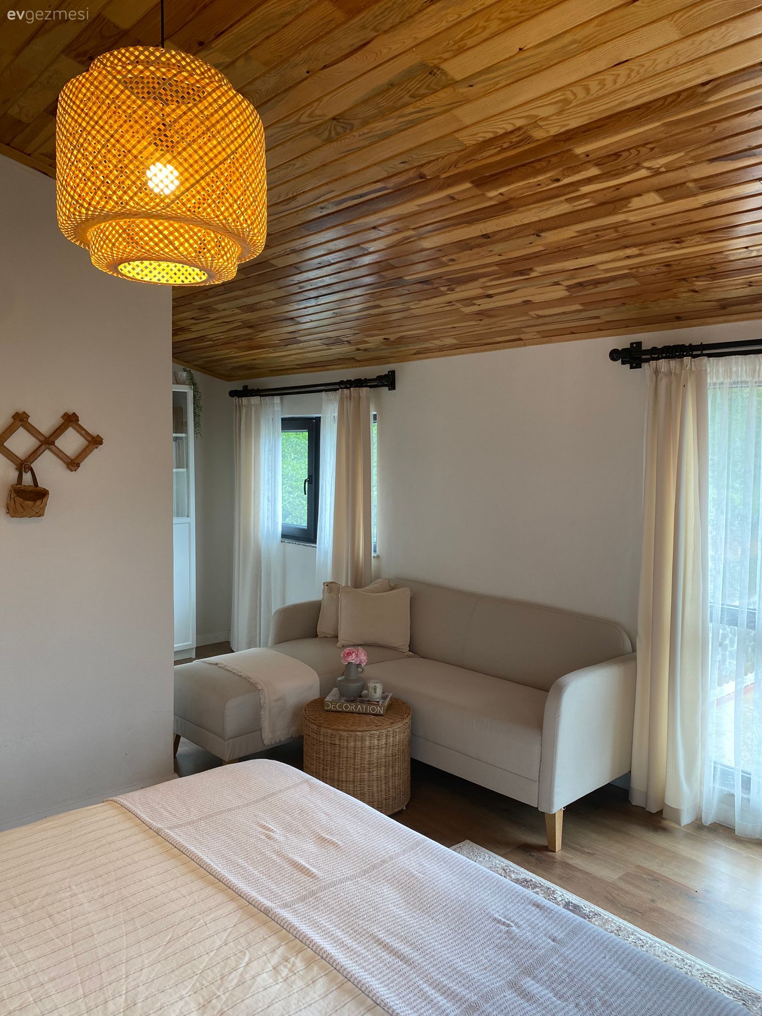 Artvin'deki Bu 144 M2'lik Ev Köy Hayatına Alışmış Villa Kıvamında!