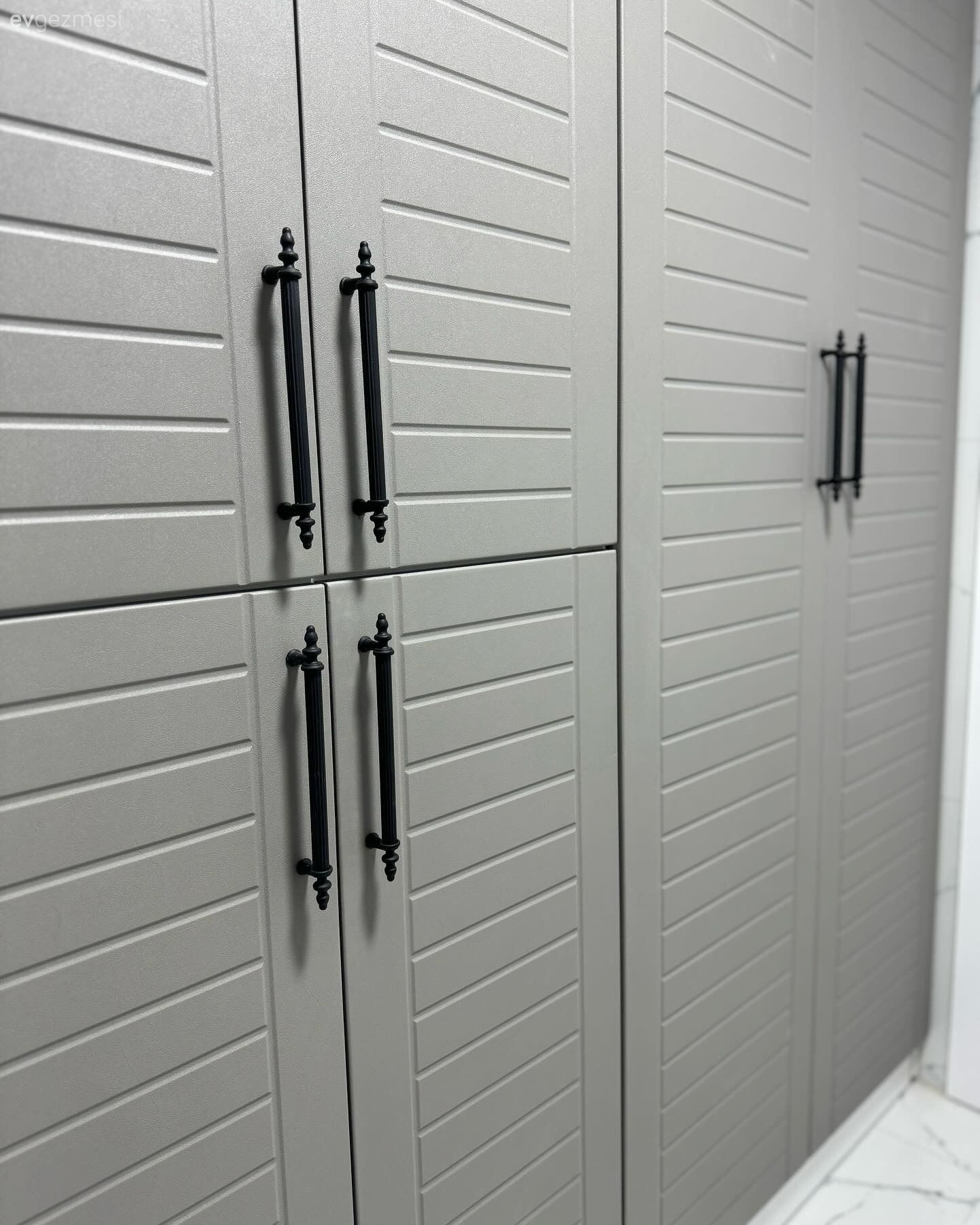 Modern Tarzı Benimseyen Bu Banyoda Geleneksel Sürprizler Var