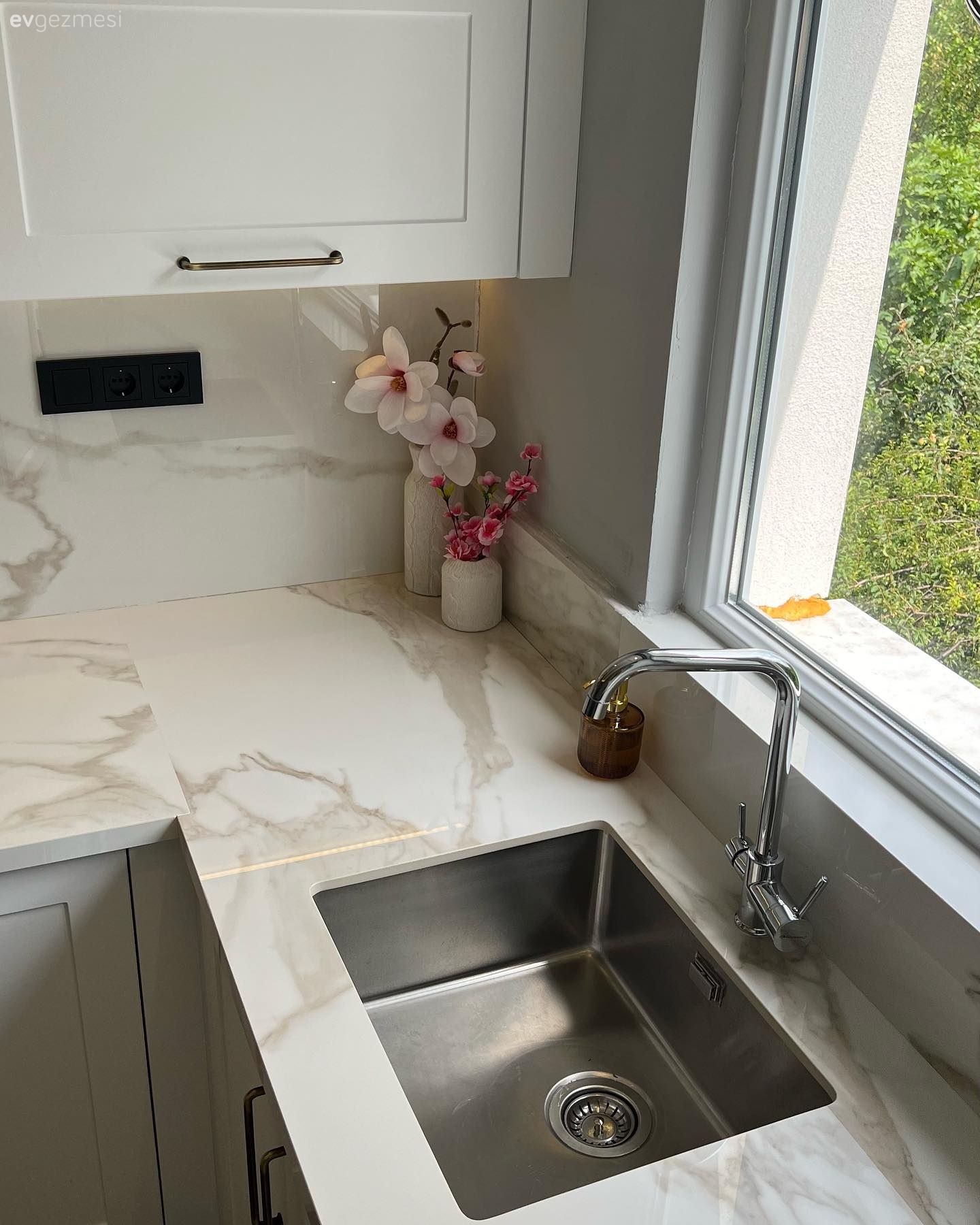 Eviye , Porselen tezgah, Beyaz, Shaker kapaklı dolaplar, Mutfak