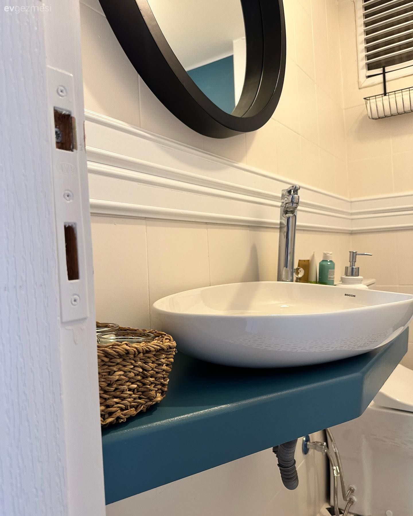 Öncesi&Sonrası: Yeni Renkleriyle Birden Ferahlayan Bir Banyo!