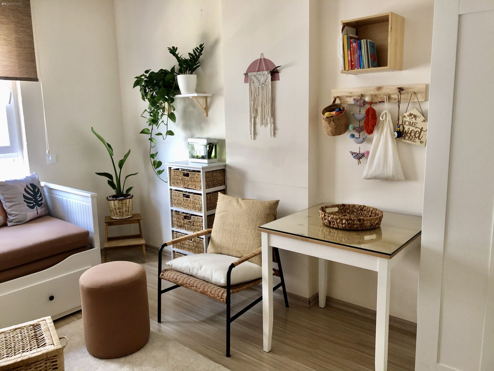 Bu Antalya Evinde Birçok Amaca  Hizmet Eden Alanlar Ön Planda!