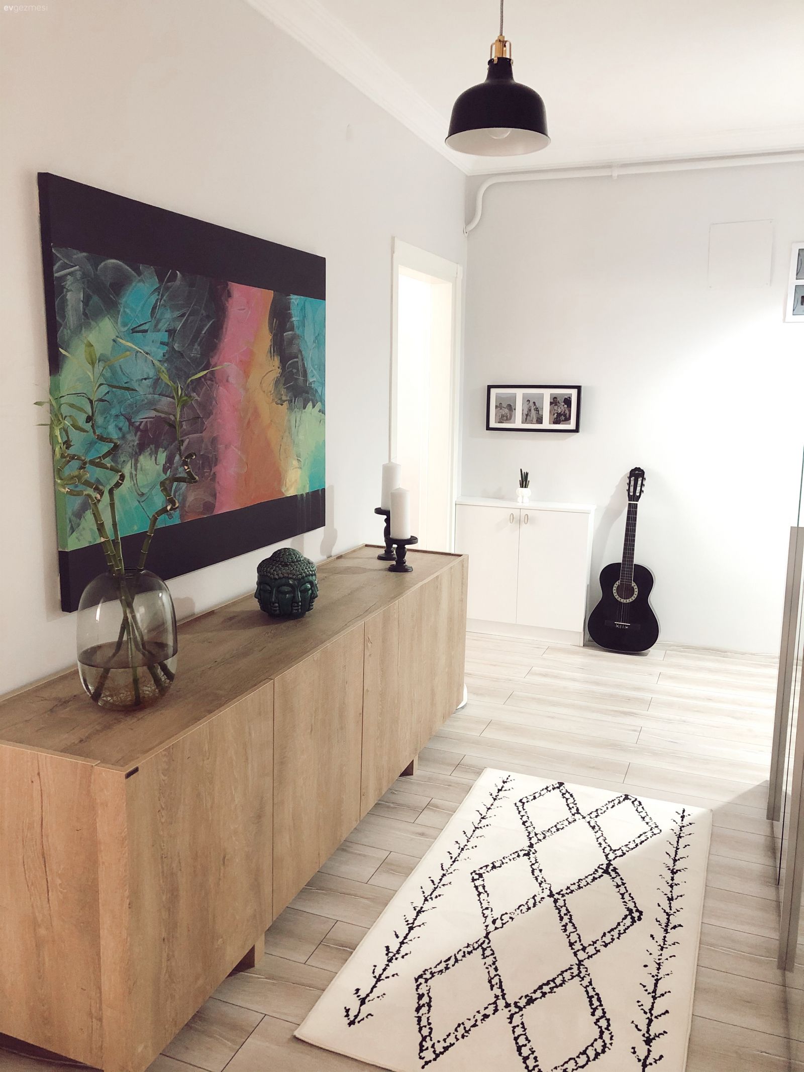 Bu Evde Elinizi Nereye Atsanız Karşınıza Bir Kendin Yap İşi Çıkıyor