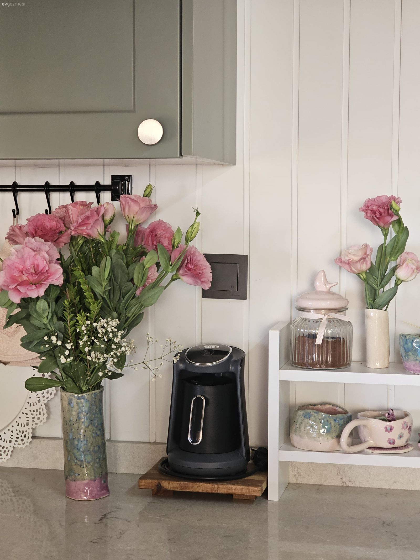 Dağ Köyünde Ahşabın Sıcak Sesi: Aydın'da İki Katlı Bir Köy Evi!