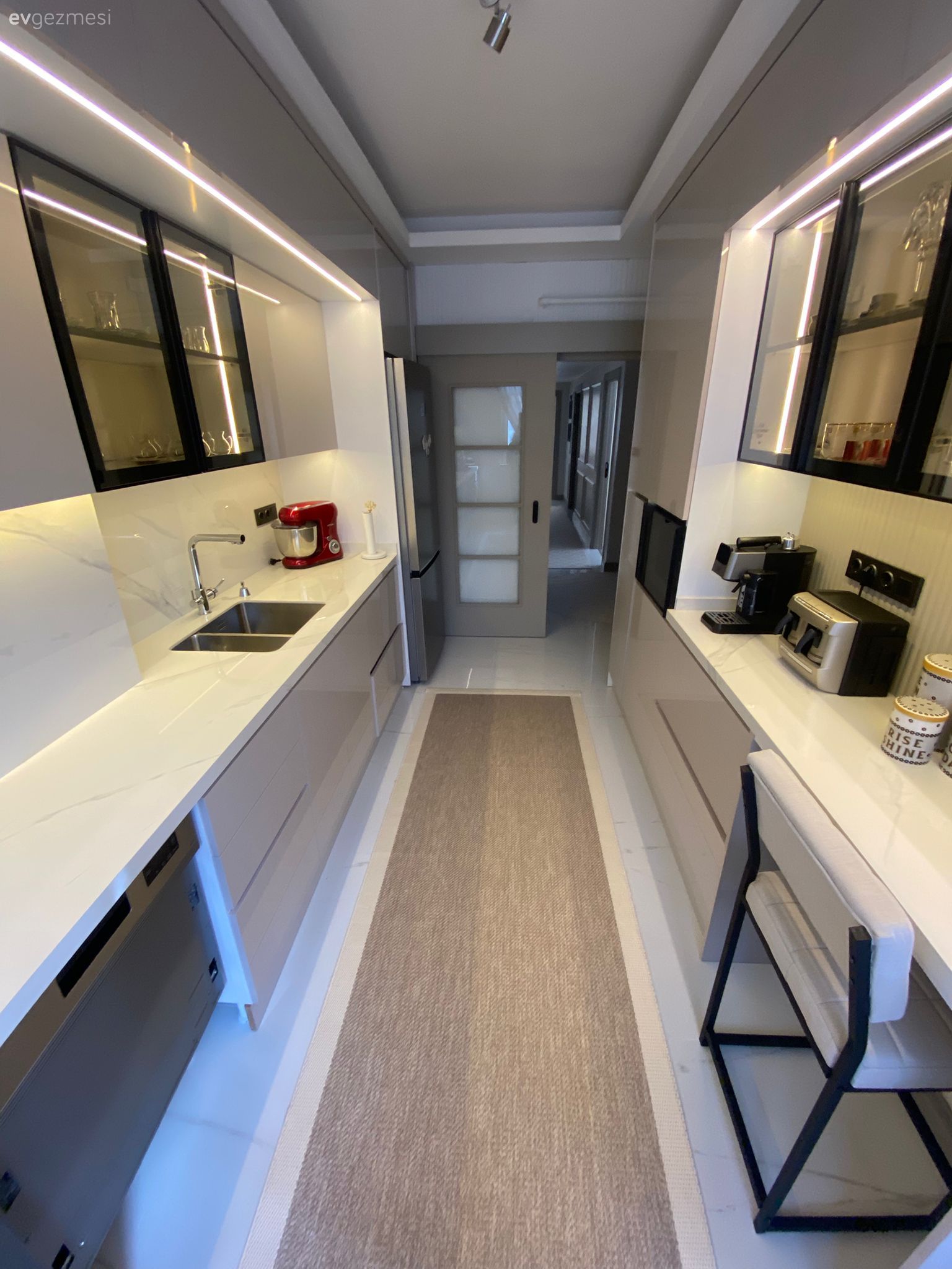 Özel Yapım Tasarımlar Bu Evin Şıklığında Büyük Pay Sahibi