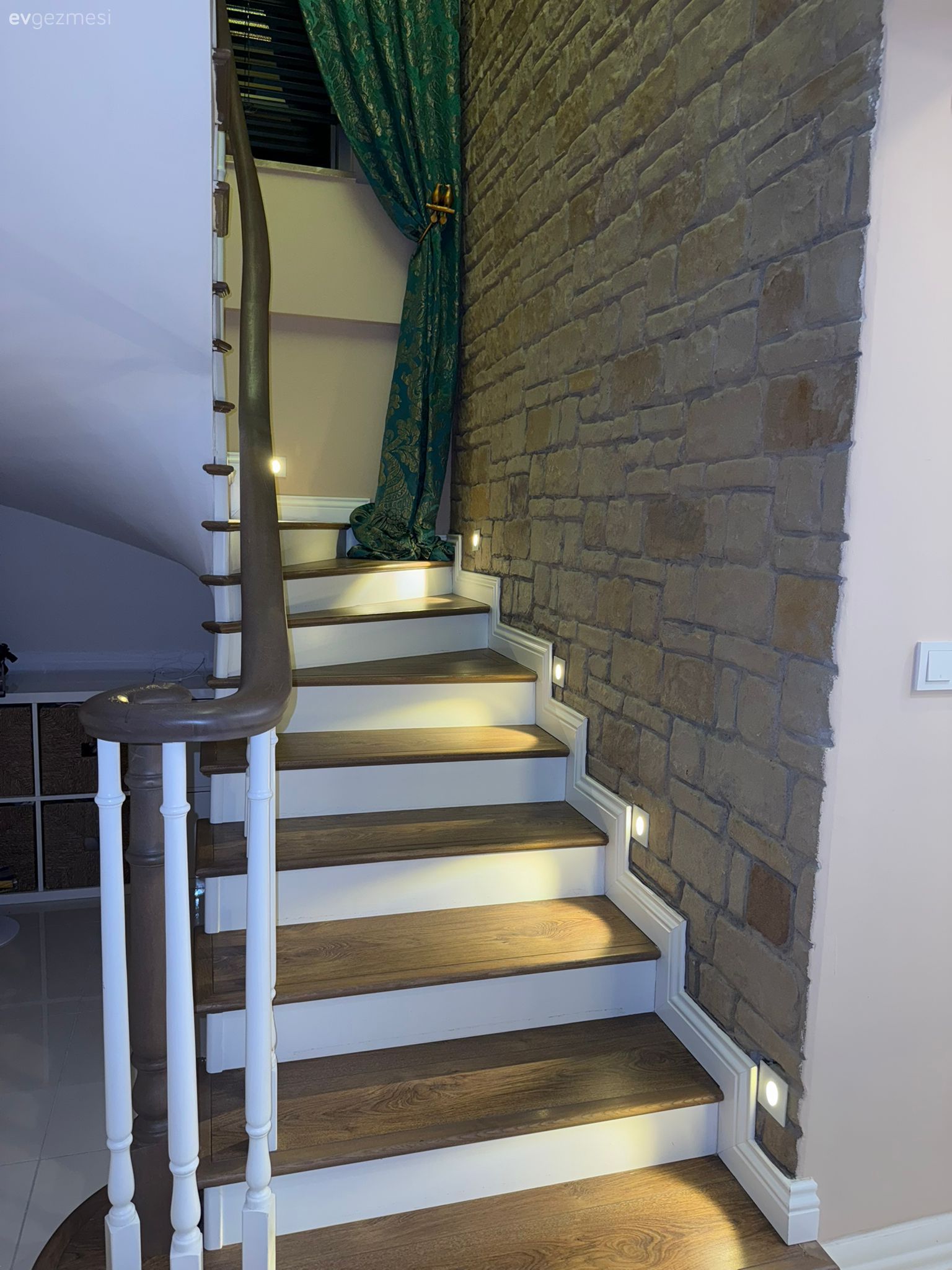 Bu İddialı Düzce Evinin En Sakin Bölümü Mutfak