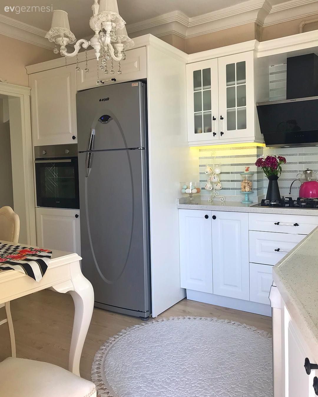 Biraz Country Biraz Klasik: Bu Keyifli Evin Dekoru Pek Zarif!