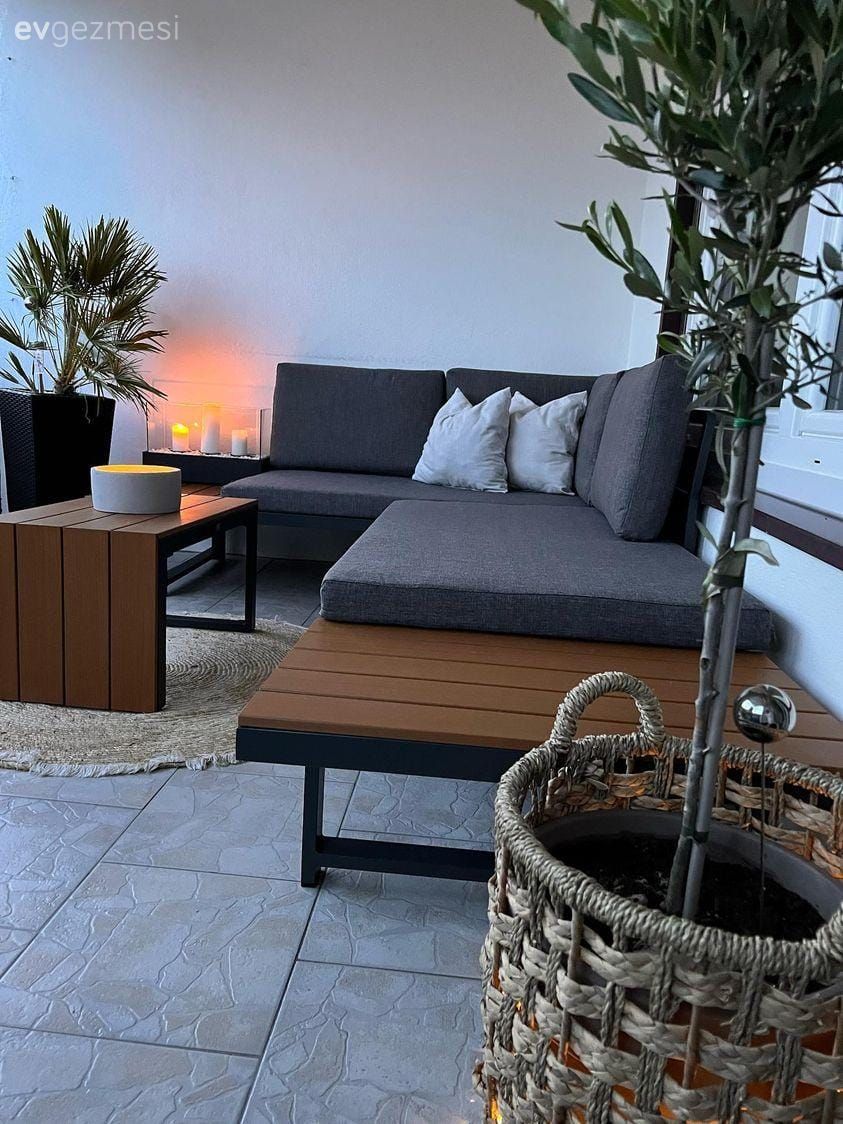 Balkon, Antrasit  , Ahşap Mobilya, Kırlent, Ev tekstili, Ev bitkisi, Saksı, Balkon masası