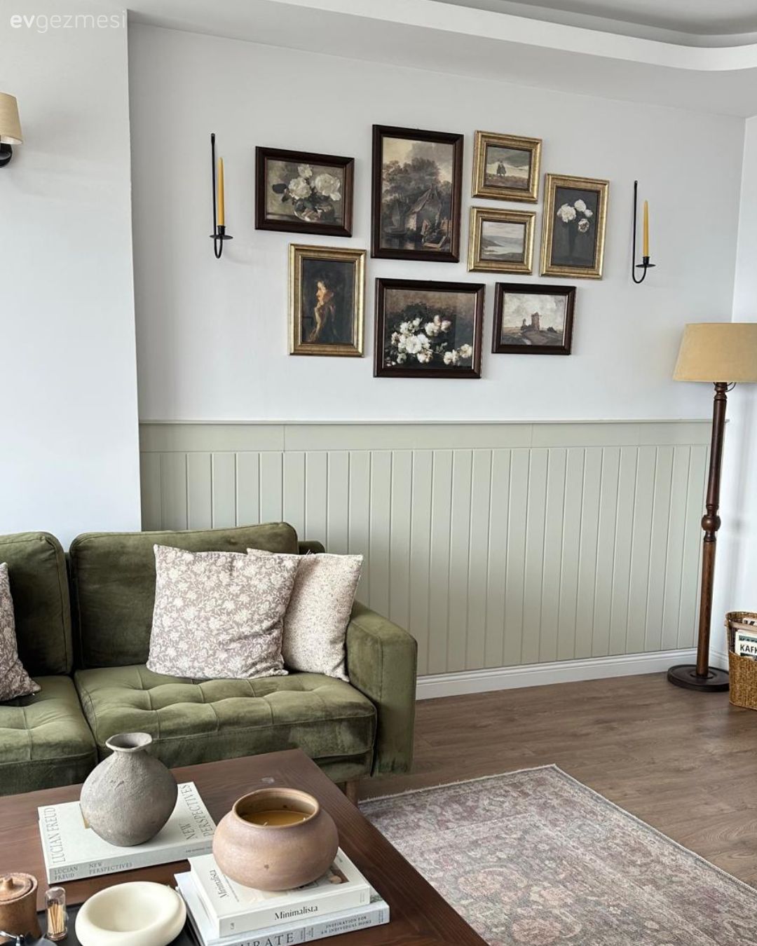 Duvar çıtalama, Yeşil, Lambri, Lambader, Aydınlatma, Krem, Bej, Beyaz, Kahverengi, Aplik, Kırlent, Ev tekstili, Orta sehpa, Sehpa, Halı, Salon halısı, Çerçeve, Dekoratif Objeler, Parke