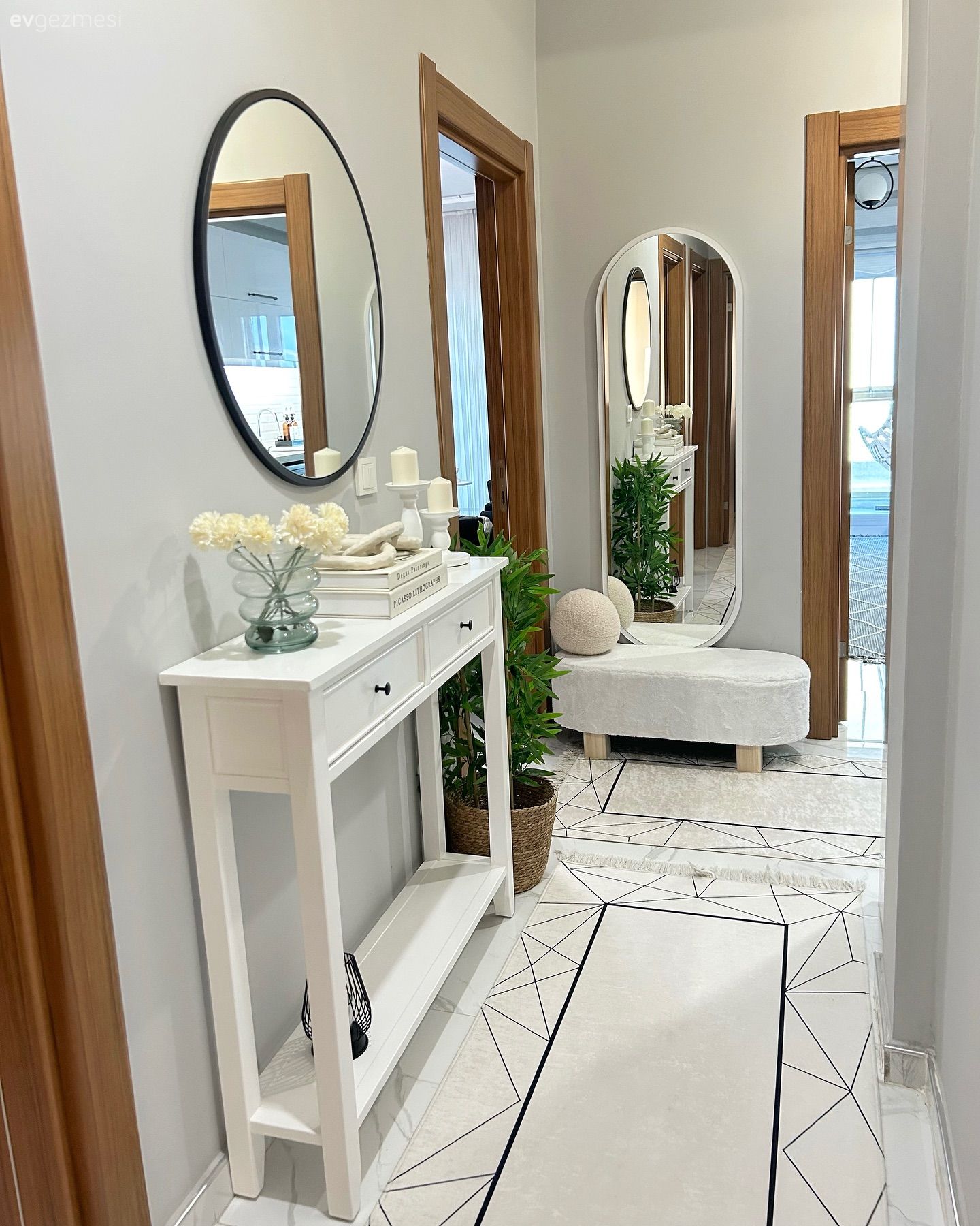 Muğla'daki Bu Evin Balkonundan Evin İçine Enerji Yayılıyor