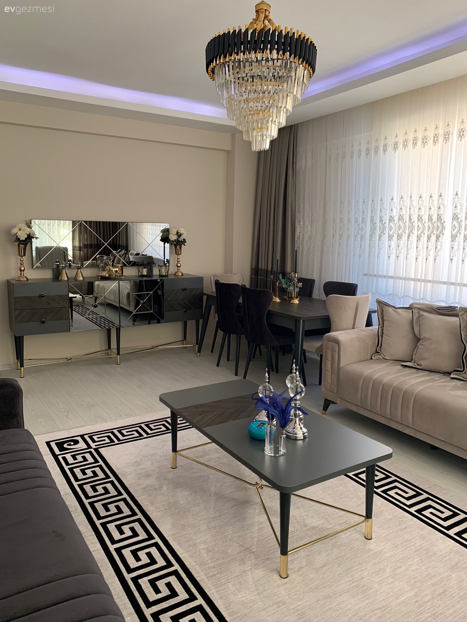 Ürgüp'teki Bu Evin Mutfağında Dolapların Önemi Büyük!