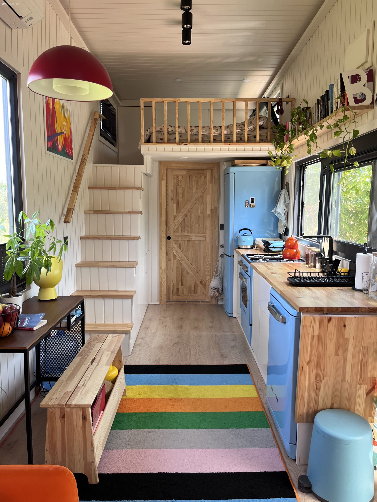 Minimal ve Ekolojik Yaşamlar: İzmir'de 27 M2'lik Bir Tiny House
