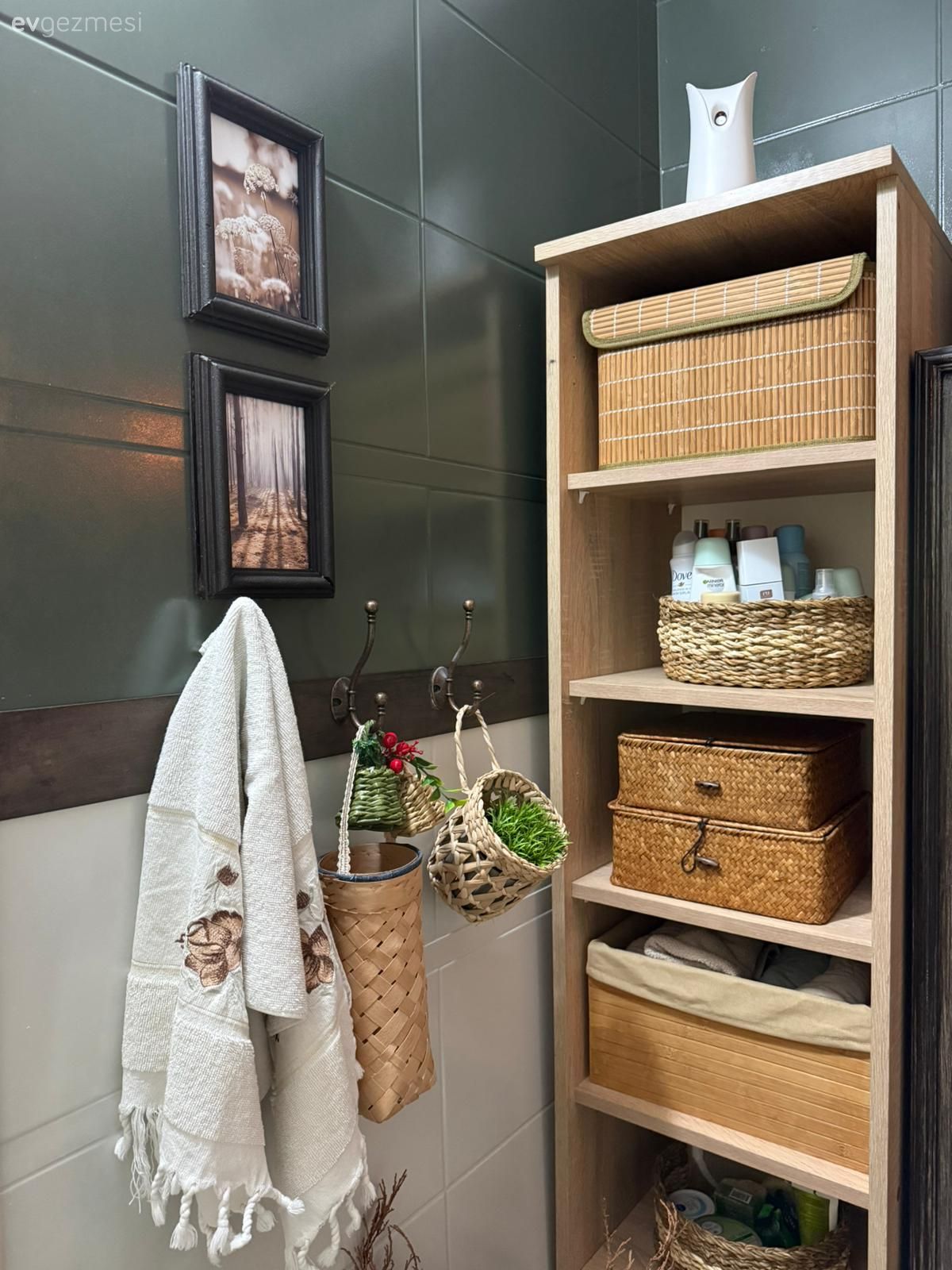 Beyaz, Siyah, Banyo rafı, Banyo aksesuarları, Banyo, Yeşil