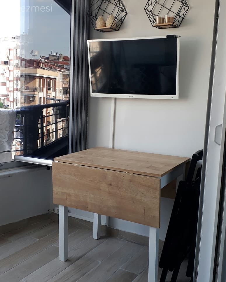 Balkon, Balkon masası