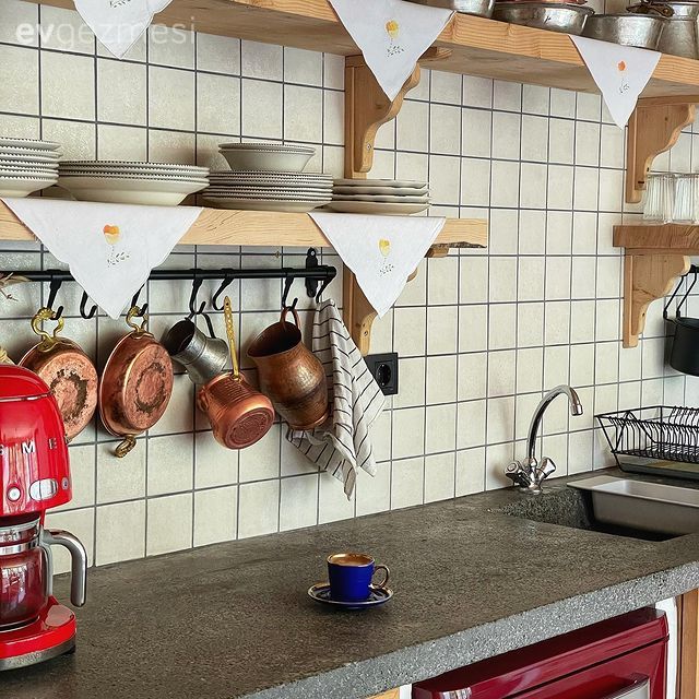 Mutfak, Rustik mutfak, Ahşap mutfak, Bordo, Mutfak tezgahı, Mutfak rafı, Mutfak tezgah arası, Rustik ankastre, Ankastre