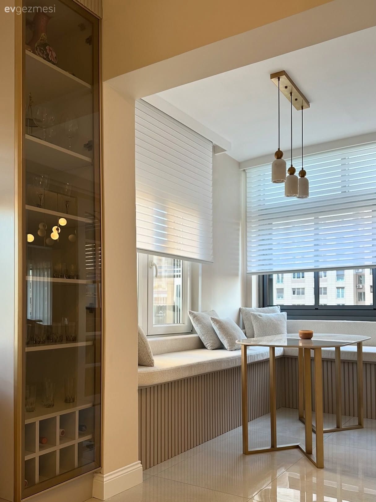 Son Zamanların Gözde Dolap Tasarımlarının Çoğu Bu Evde Kullanılmış