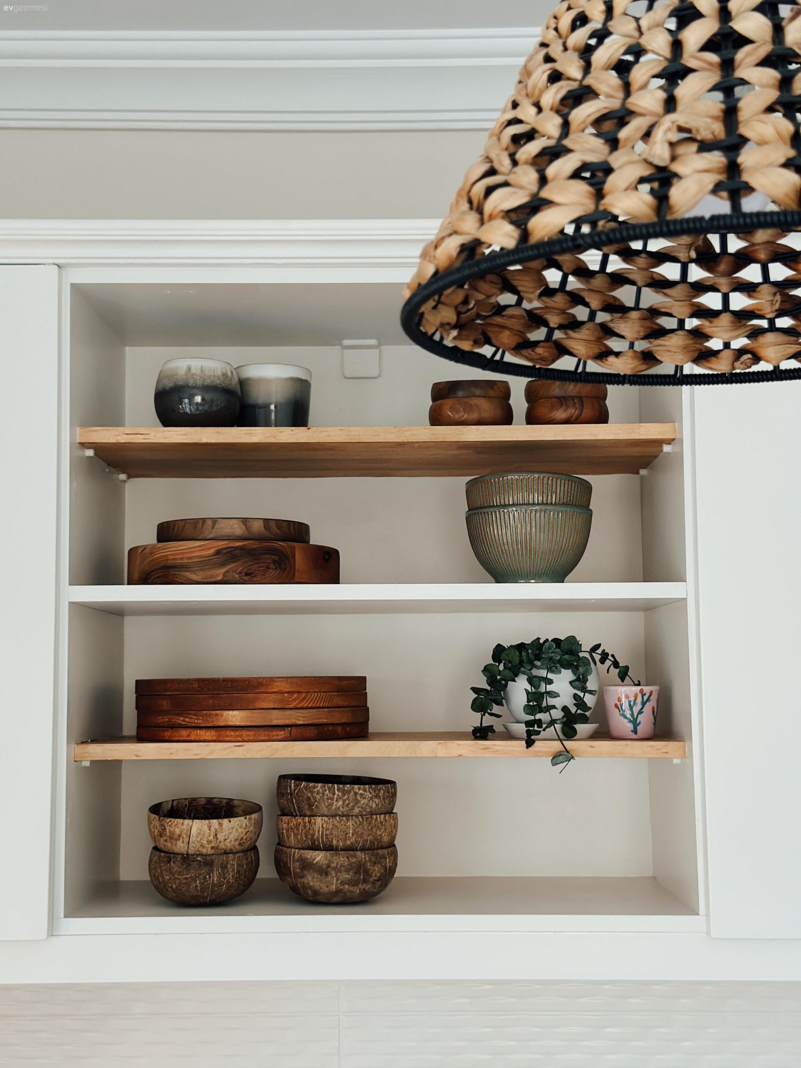 Duvar rafı, Duvar dekorasyonu, Hasır avize, Dekoratif Objeler