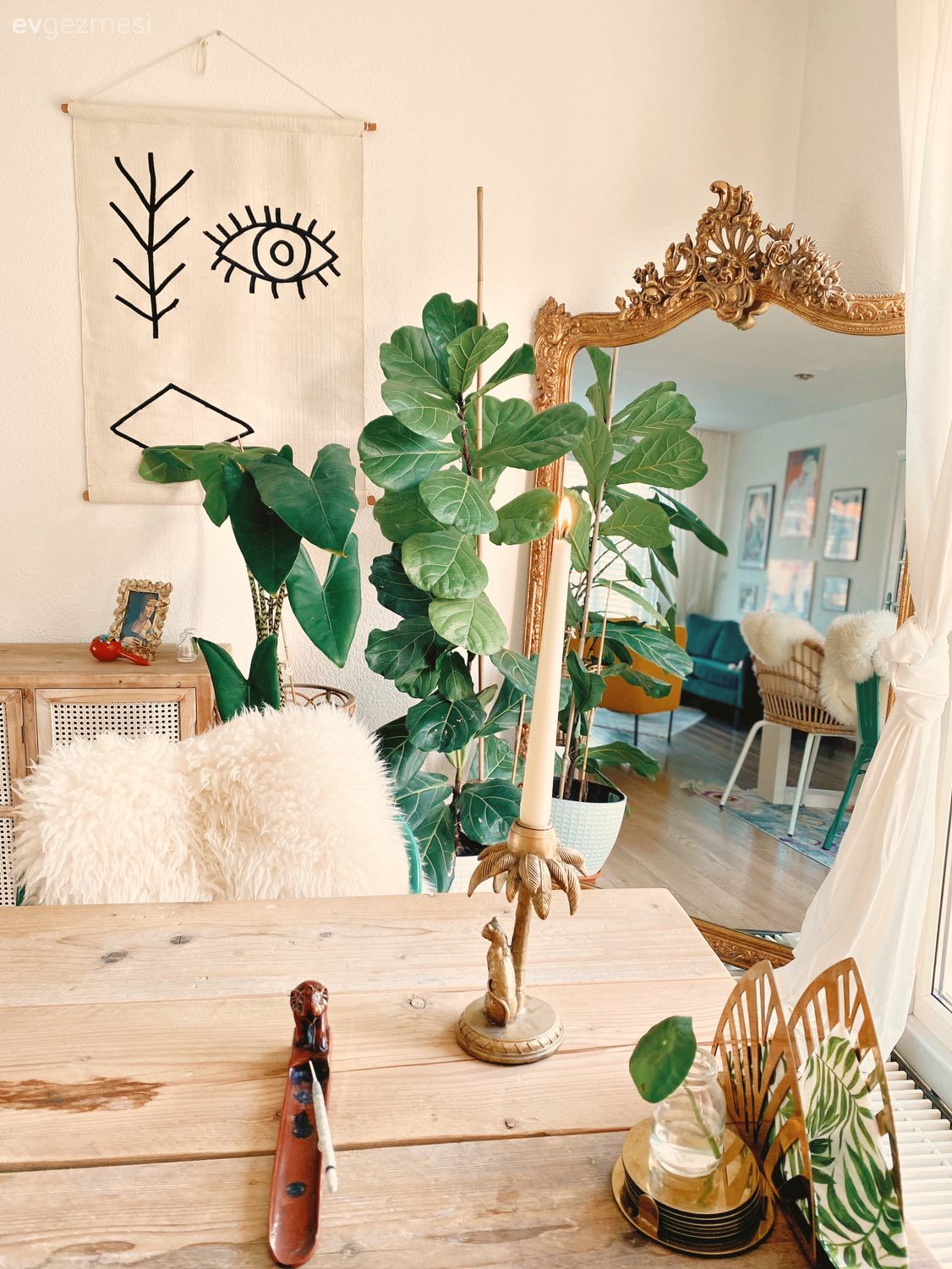 Yemek masası, Sandalye, Ahşap Mobilya, Country, Boy aynası, Ayna, Halı, Dekoratif Objeler