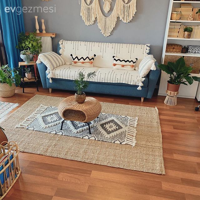 Küçük Bir Oturma Odası Daha Büyük Gösterilir?