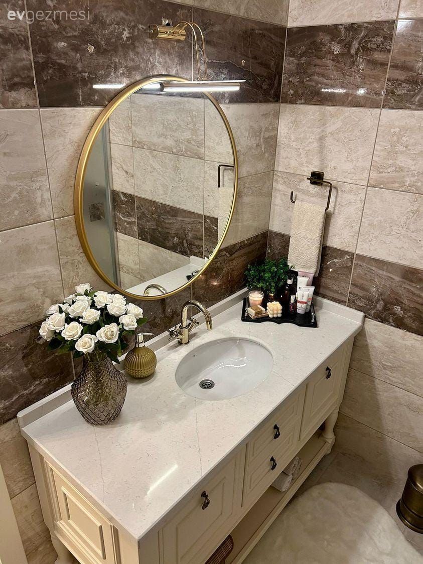 Bu Trabzon Evinde Banyo ve Yatak Odası Kendi İçlerinde Şıklık Yarışında!