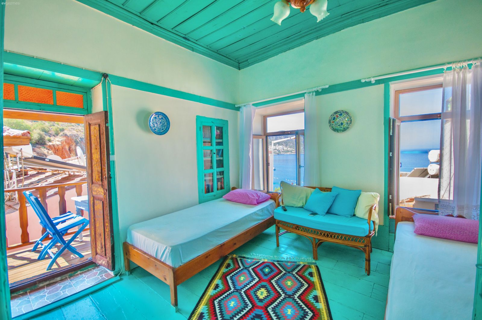 100 Yılı Devirmiş Bu Tarihi Rum Evi Denizin Asırlık Sevgilisi!