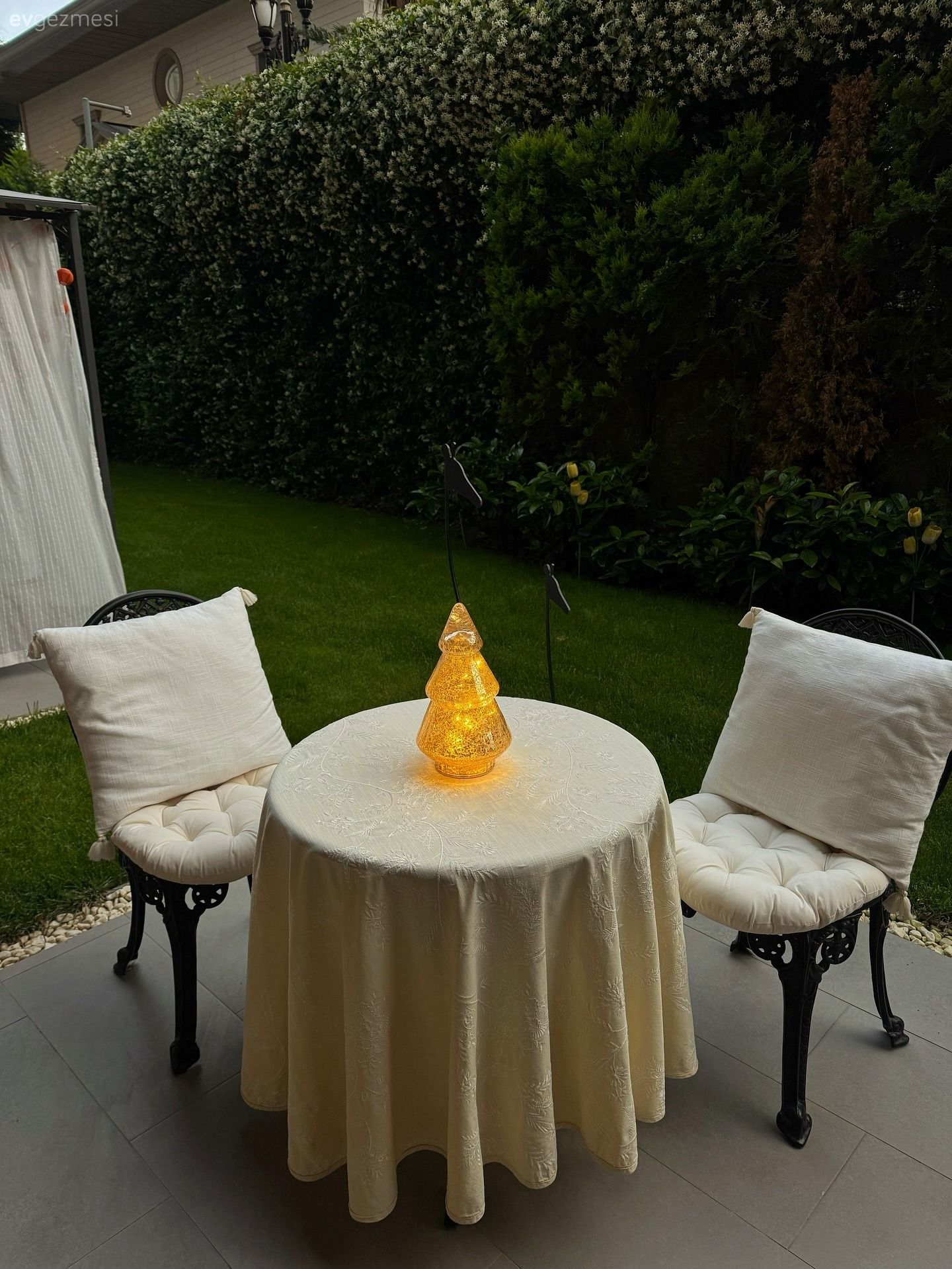 Bu Bahçenin Enerjisi İnsanı Festival Alanında Hissettiriyor