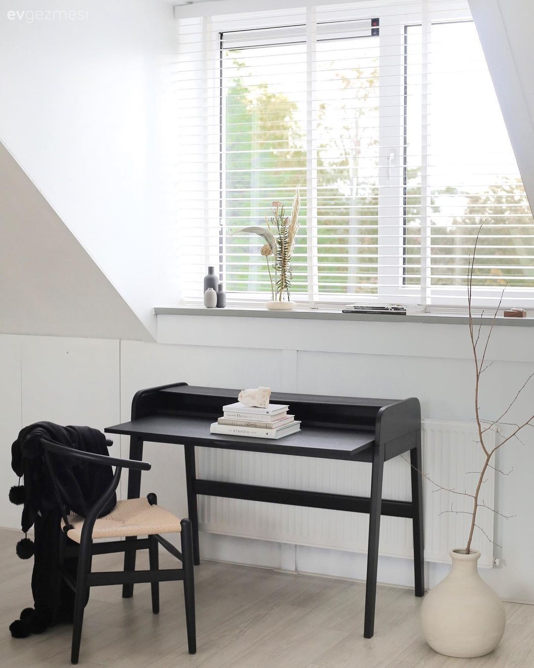 Yatak Odası, Sandalye, Pencere