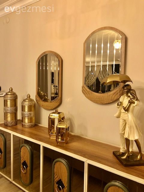 Konsol, Konsol üzeri dekoratif objeleri, Kahverengi