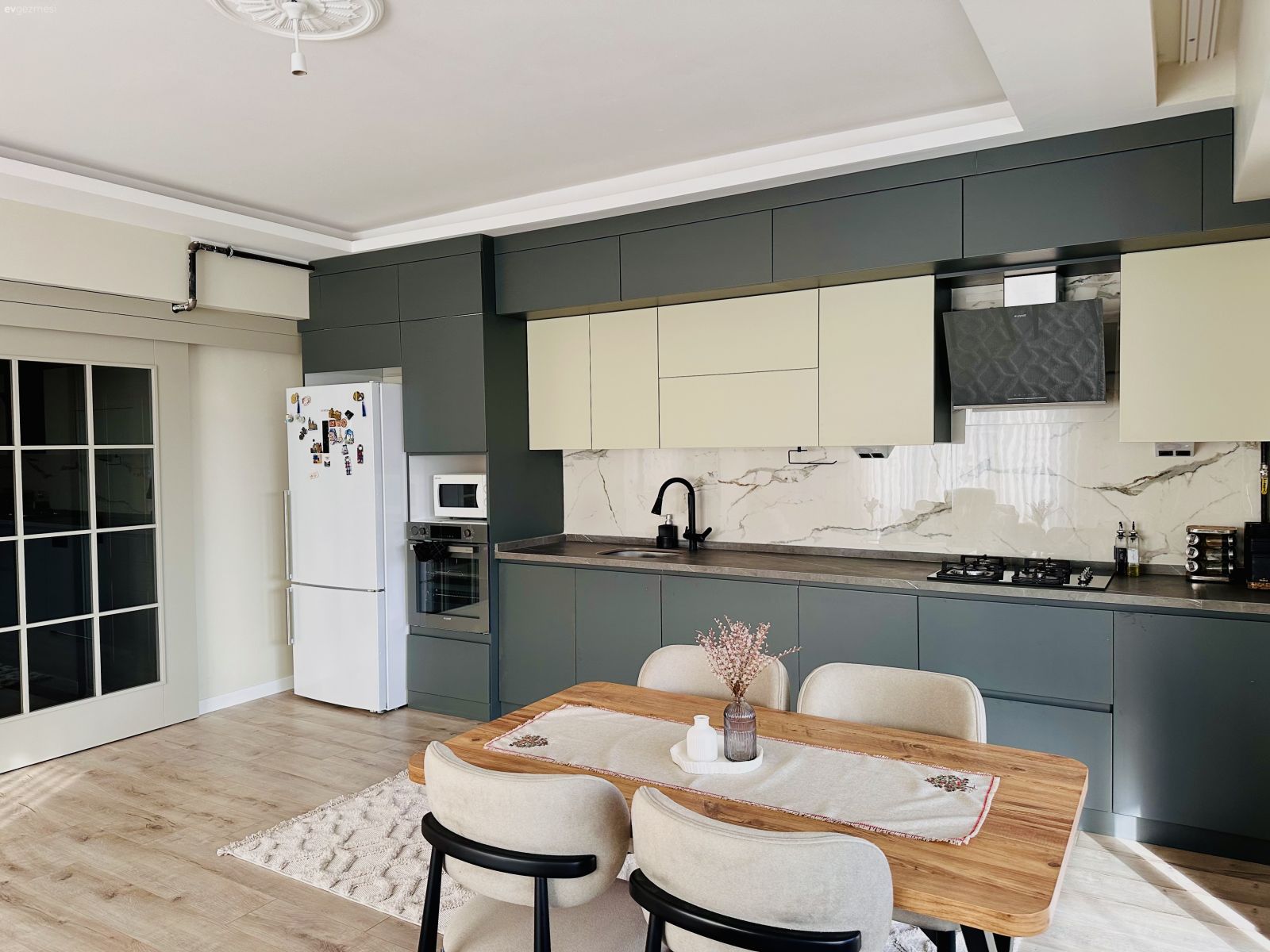 Bu Açık Mutfaklı Çorum Evi Spor Şıklığı Yansıtıyor