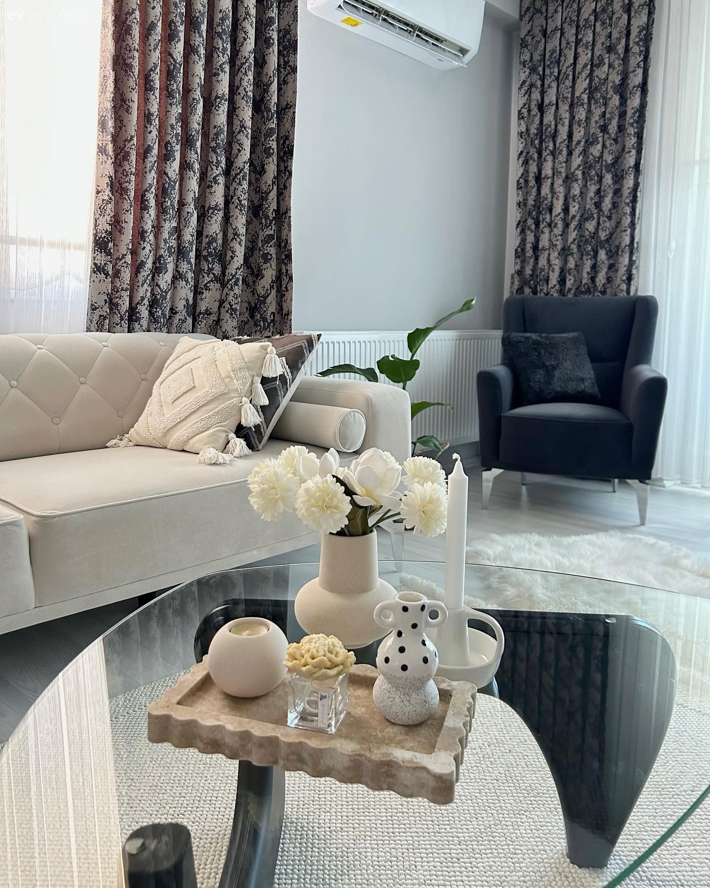 Muğla'daki Bu Evin Balkonundan Evin İçine Enerji Yayılıyor