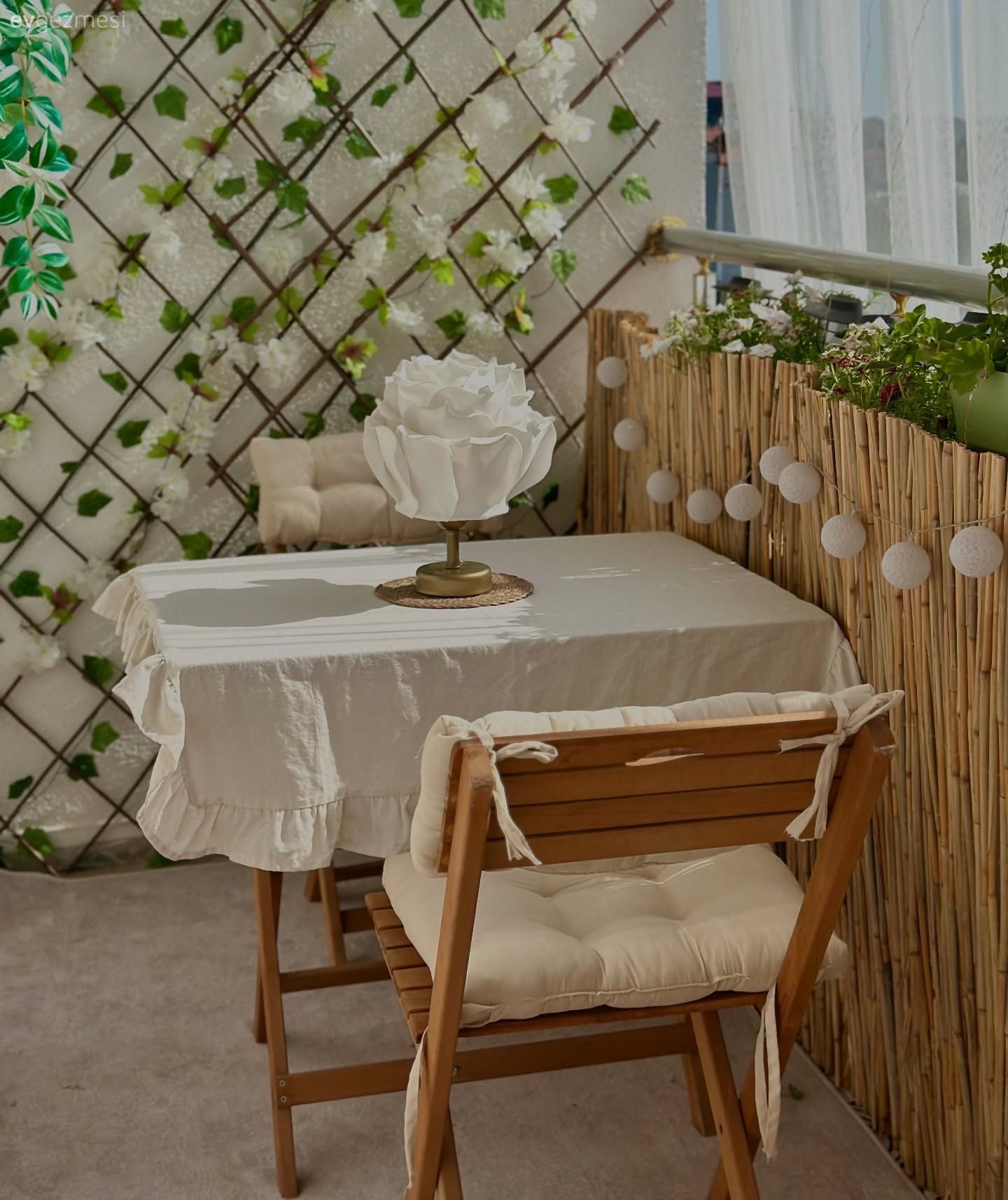 Sunumlarla Arası İyi Olan Bu Ev İçin Mutfak Zarif Bir Üretim Alanı