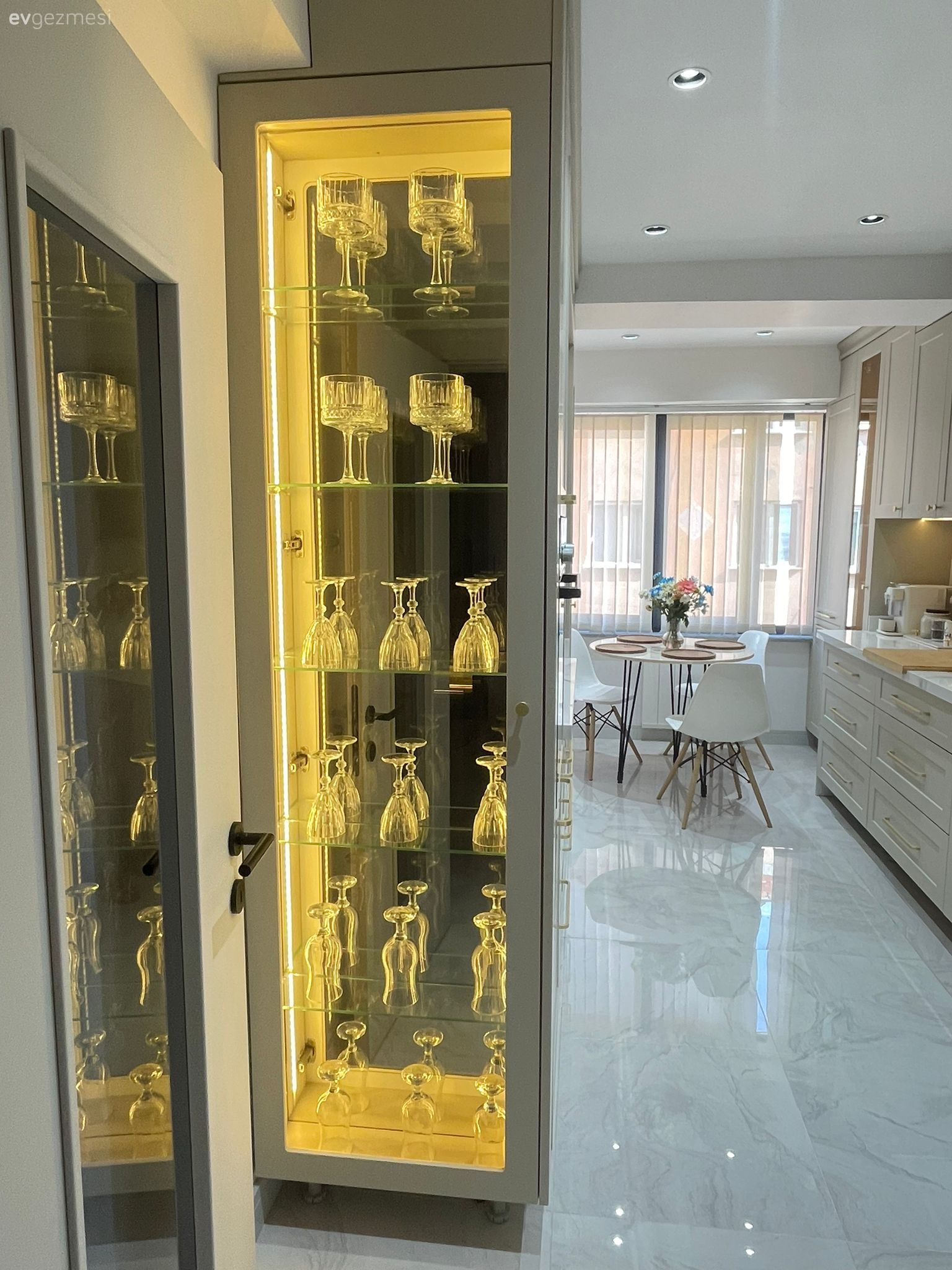 Balkon Artık Mutfakta: İstanbul'dan Komple Tadilat Geçirmiş Bir Ev