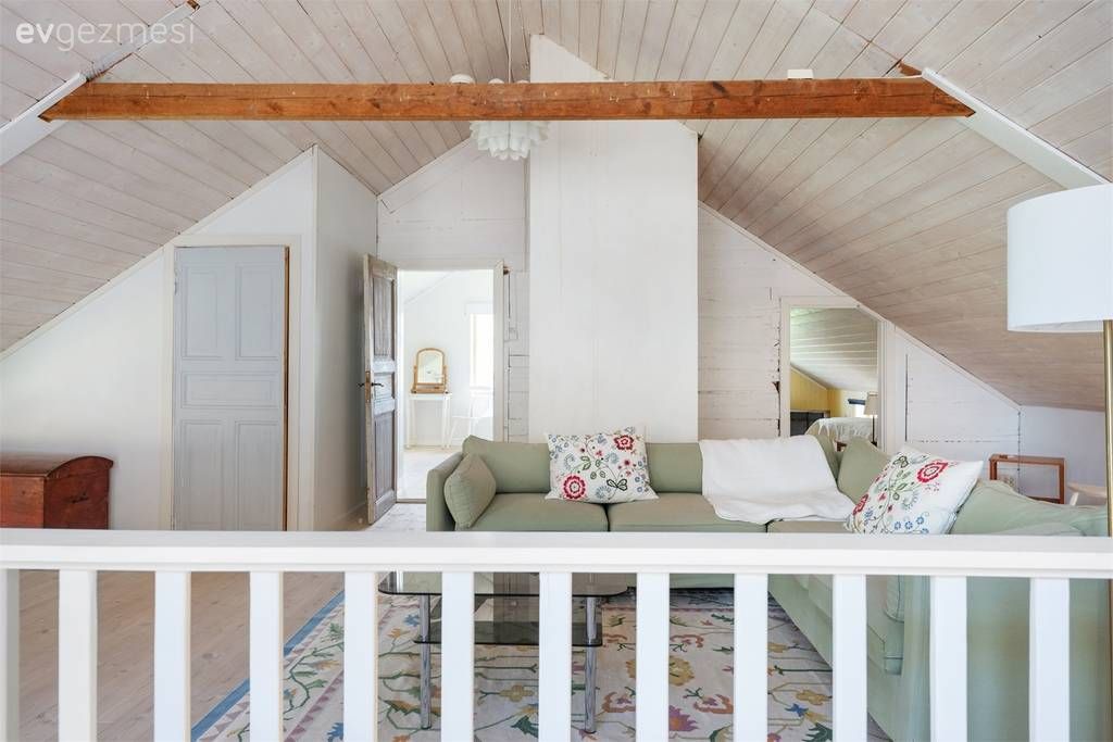 İçi ve Dışıyla Ufkunuzu Açacak 115 M2'lik İki Katlı Müstakil Ev