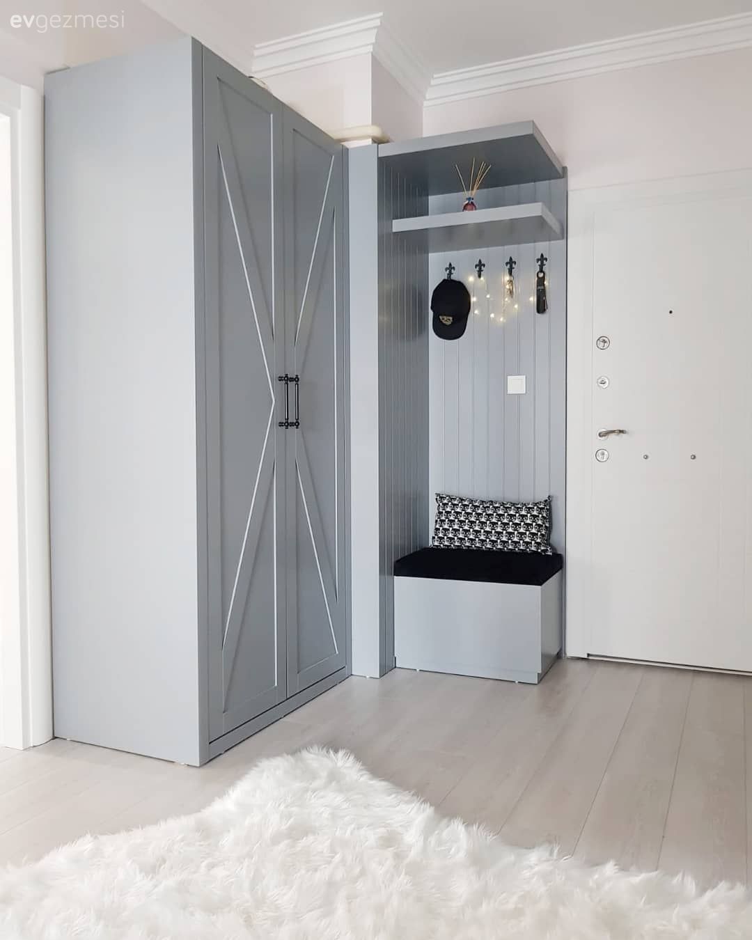 Antre, Gri, Vestiyer, Puf