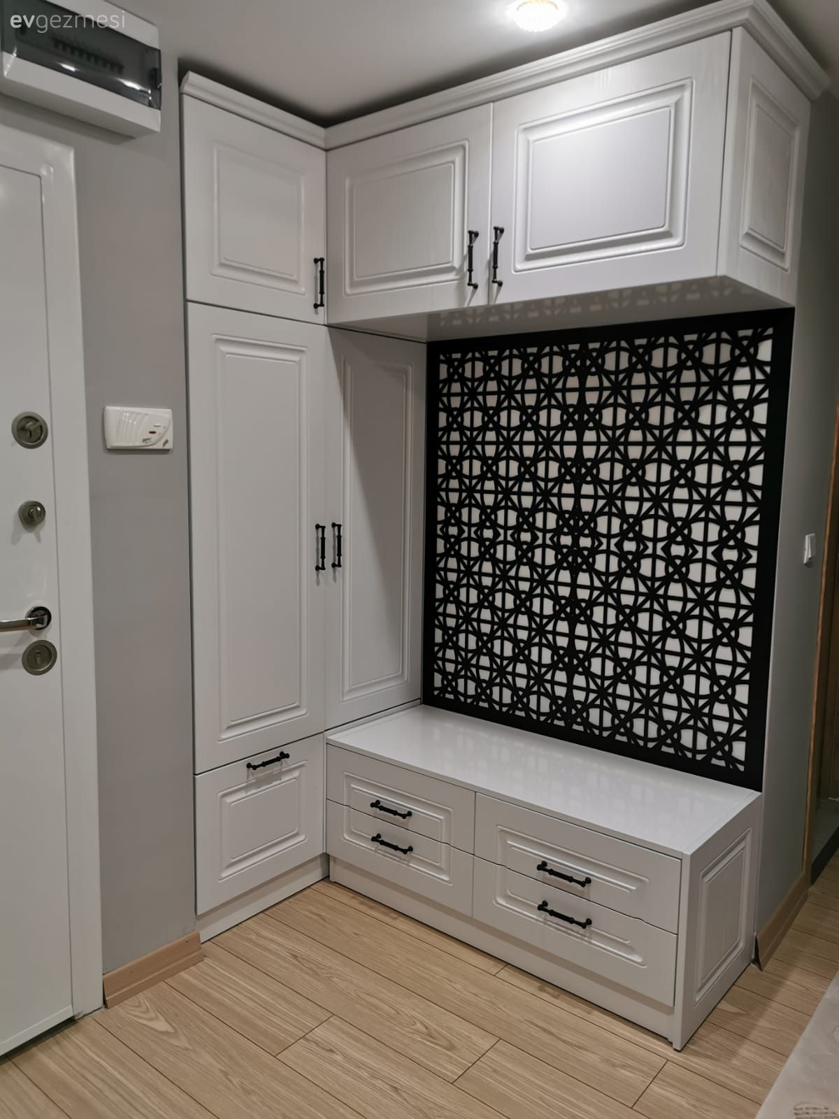 Antre, Beyaz, Siyah, Shaker kapaklı dolaplar, Mutfak, Vestiyer, Parke