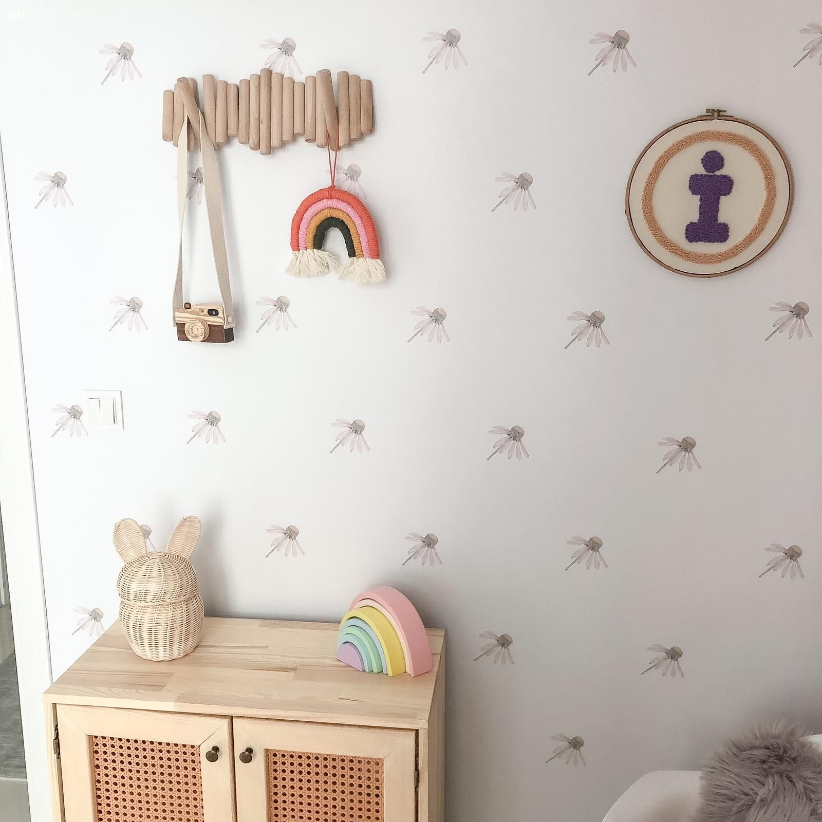 Çocuk odası duvar dekorasyonu, Beyaz