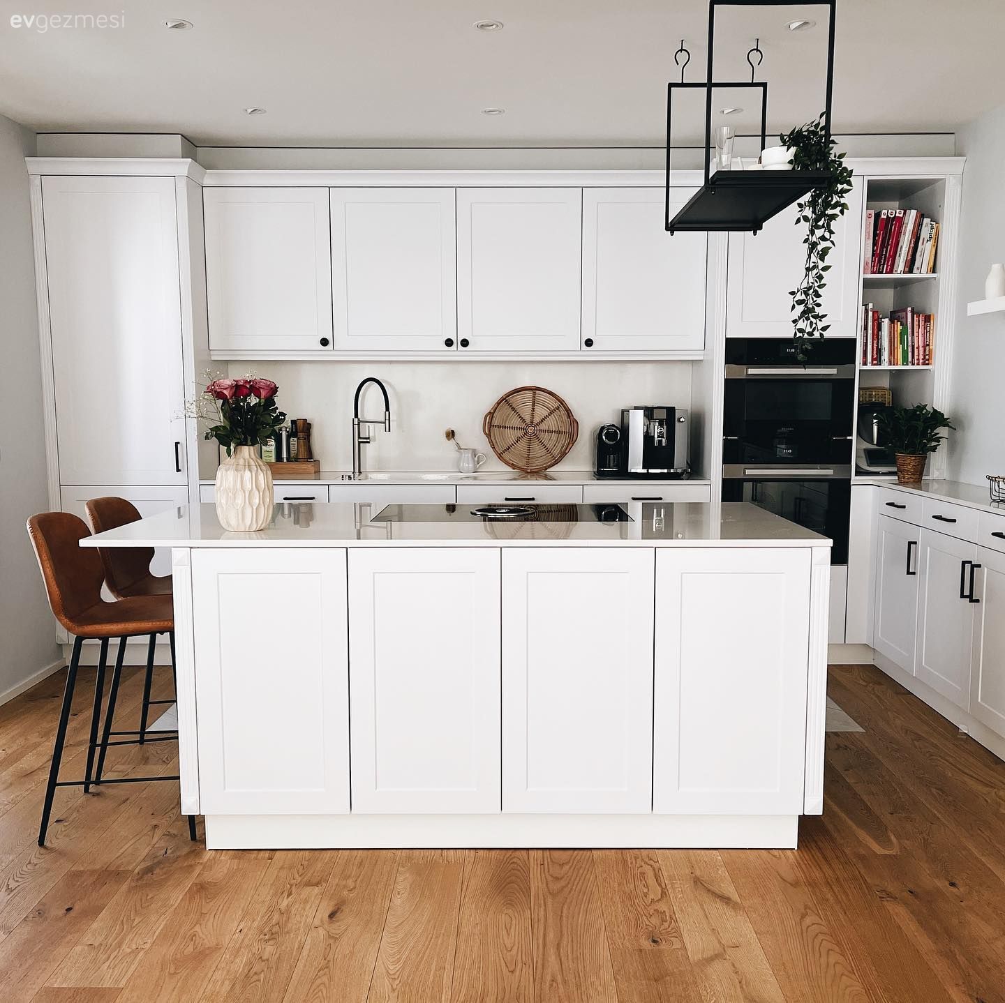 İskandinav Rüzgarları Estiren Bu Ev Keyfinden de Taviz Vermemiş