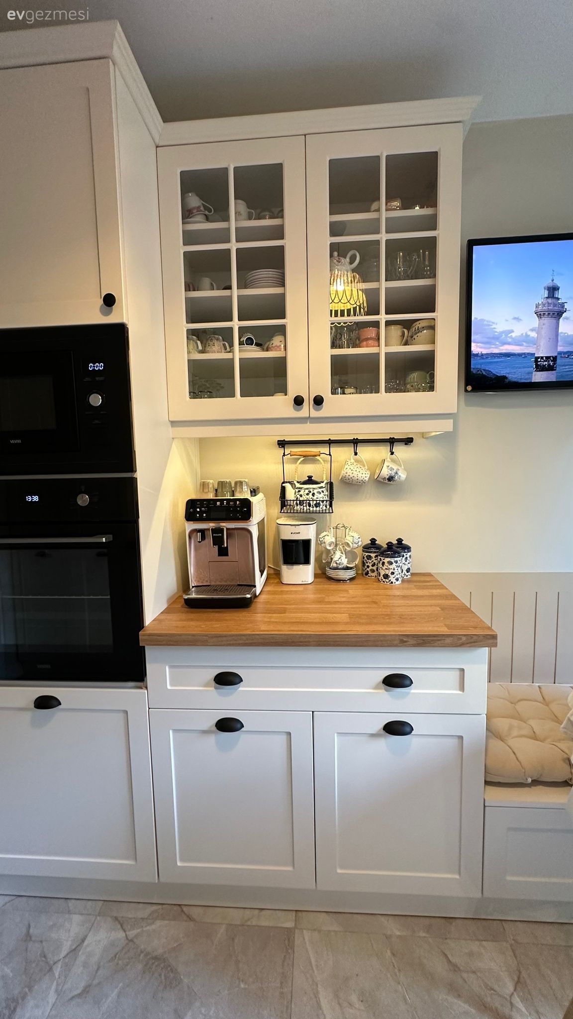 Tek Duvar Mutfak Koridor Tipine Dönünce Daha Kullanışlı Olmuş