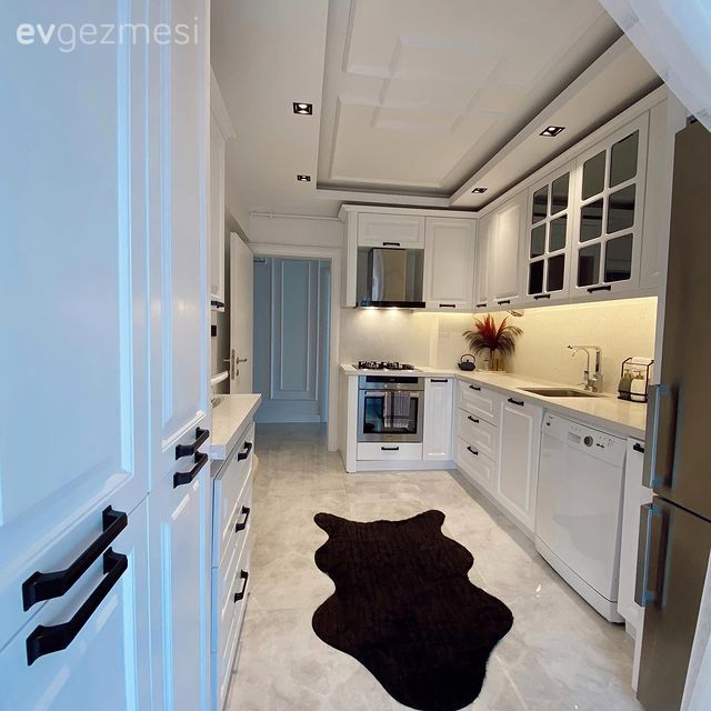 Bu Bursa Evinde Gösteriş ve Ferahlık Dengeli Şekilde Dağılmış