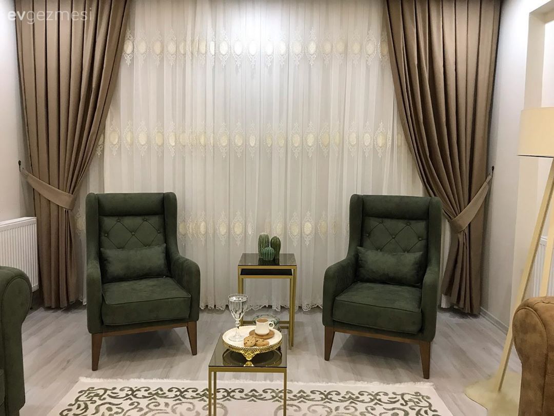 Kahverengi, Yeşil, Beyaz, Berjer, Fon perde, Perde, Tül perde, Halı, Salon halısı