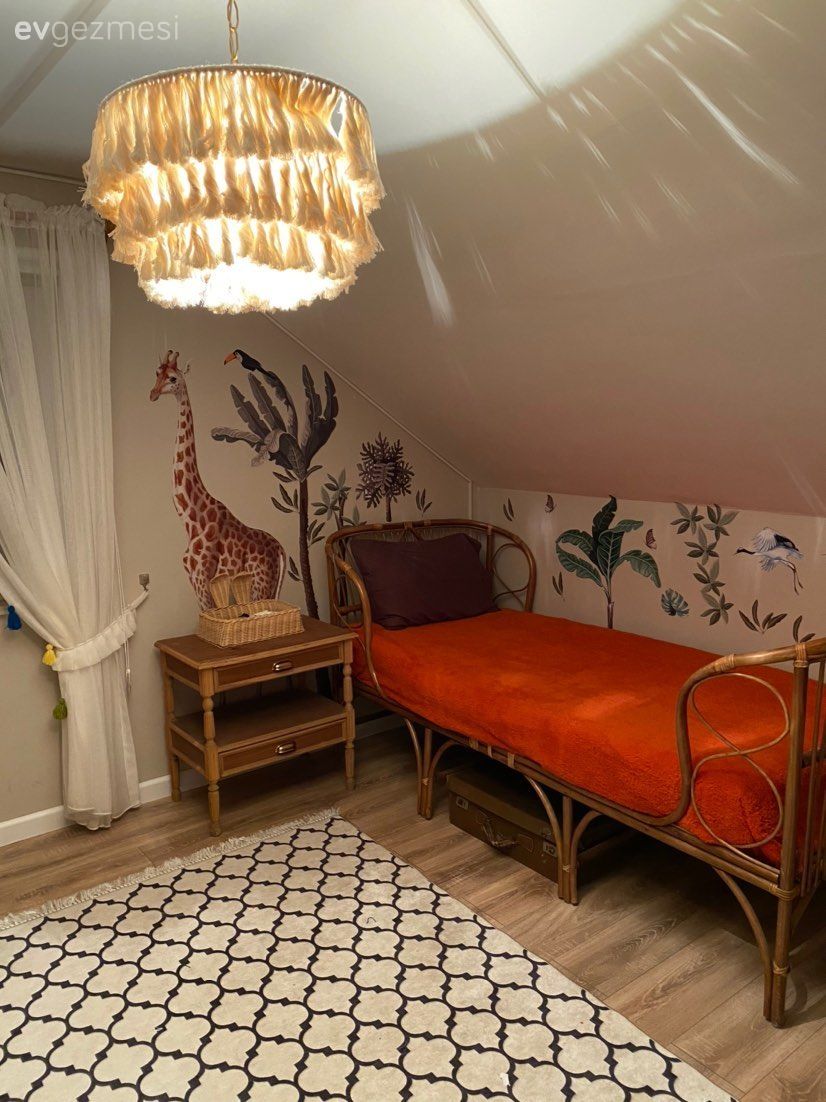 Vintage Parçalarla Kuşatılmış Bu Düzce Evinde Enerji Hep Tavan!