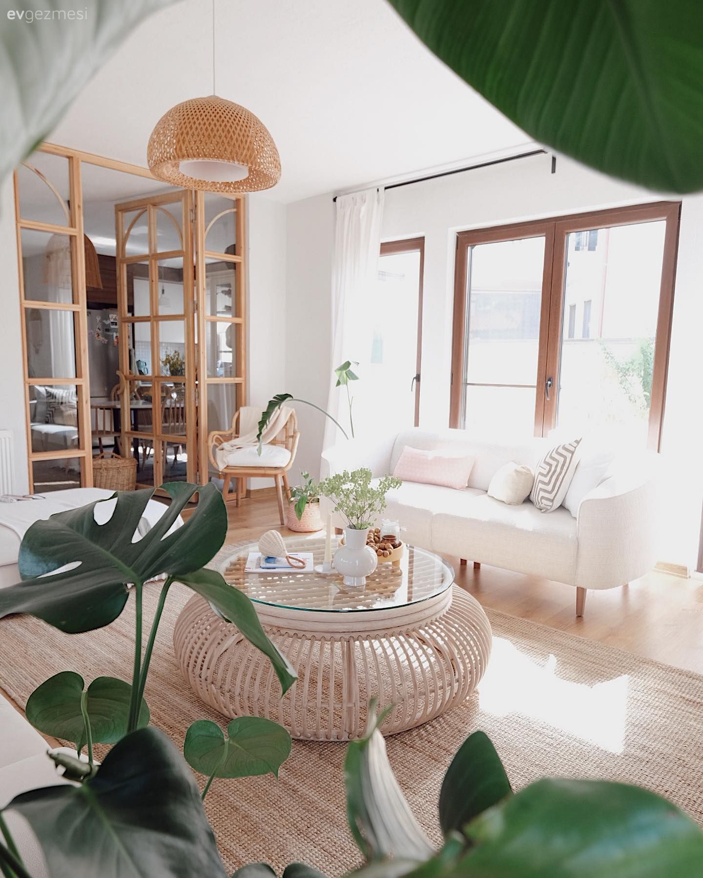 Kaş'taki Bu Eve Sonradan Eklenen Kapı Bütün Olayı Değiştirmiş!