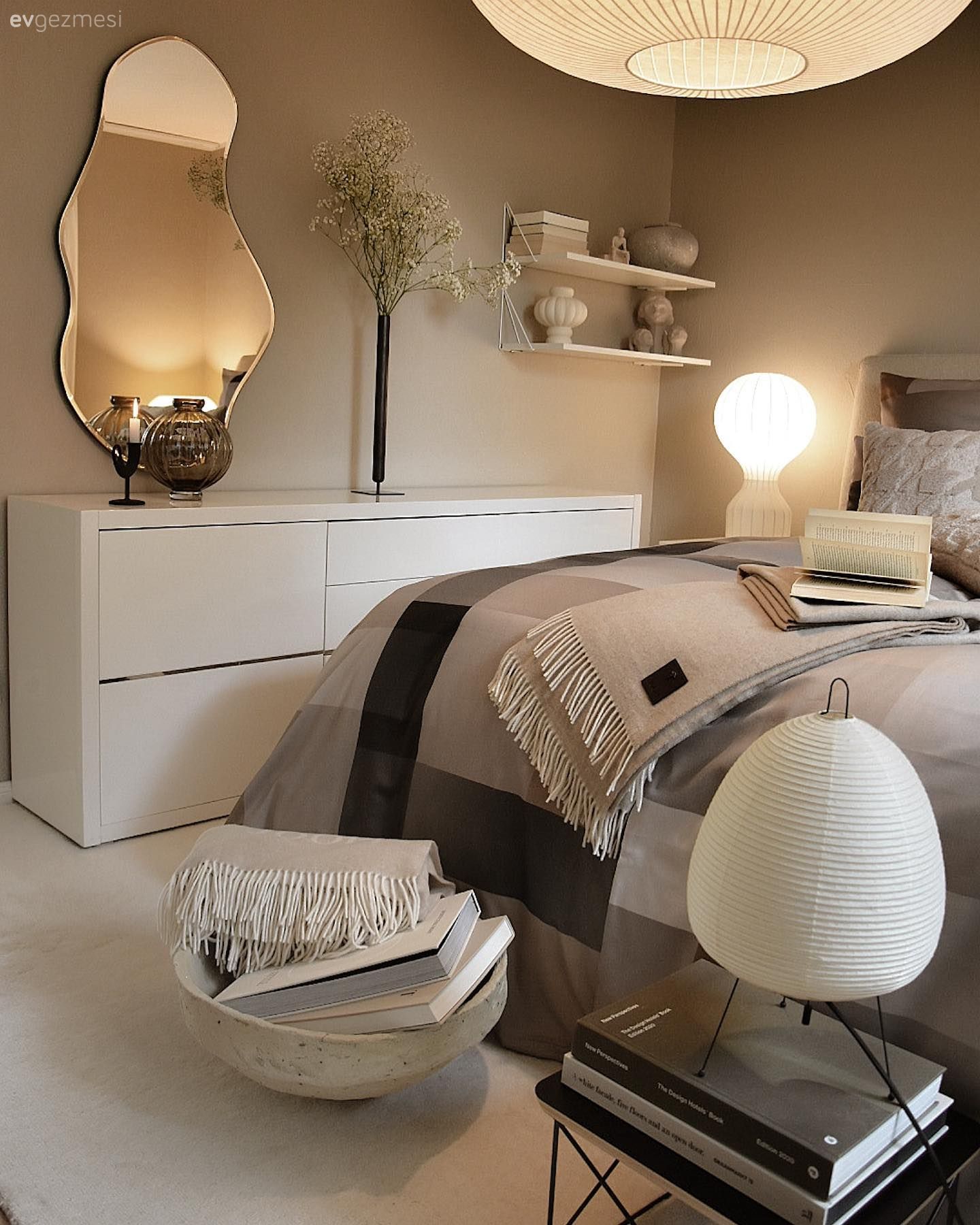 Pamuklara Sarılmış Bu Evde Şıklığın Anahtarı Kontrast Olmuş!