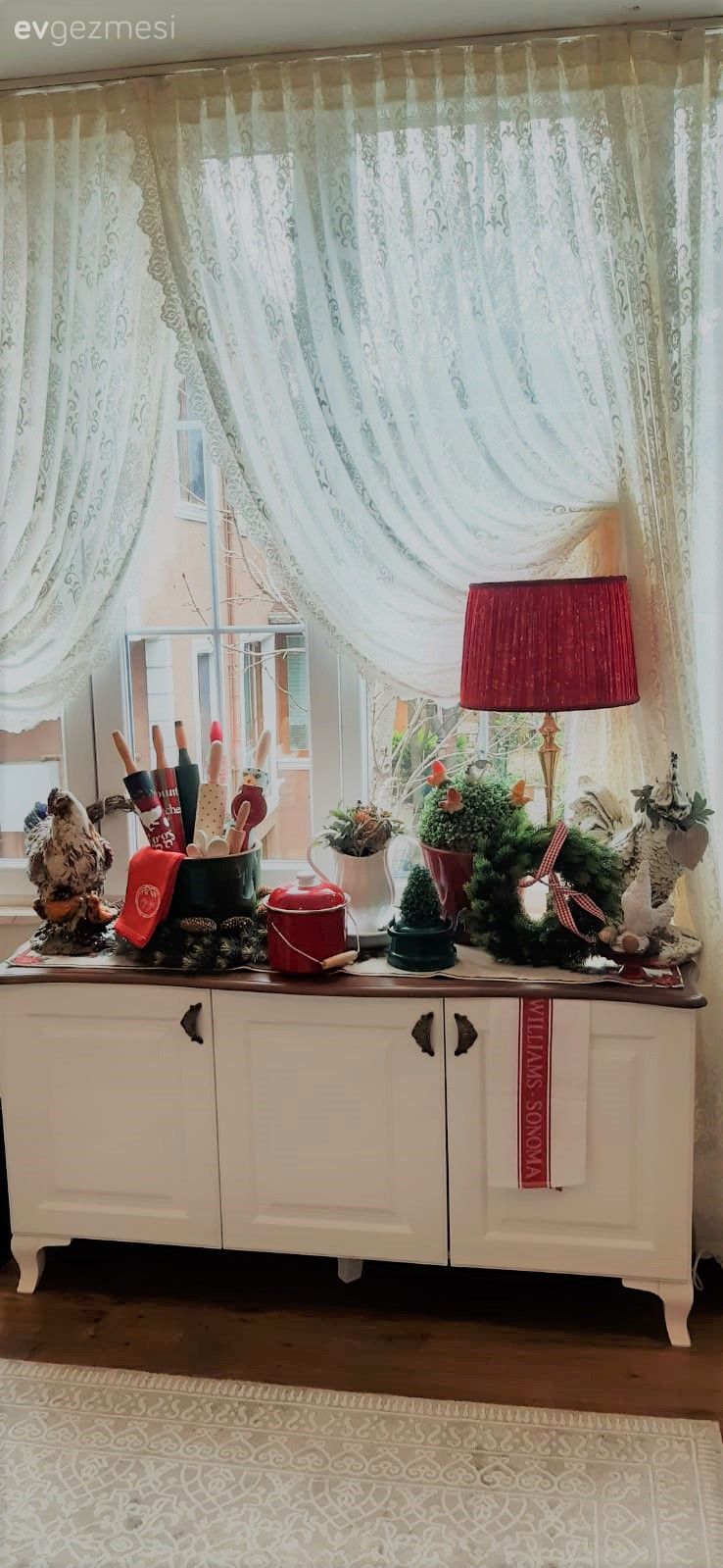 Bu İstanbul Evindeki Her Parça Geçmişten Bir Anı