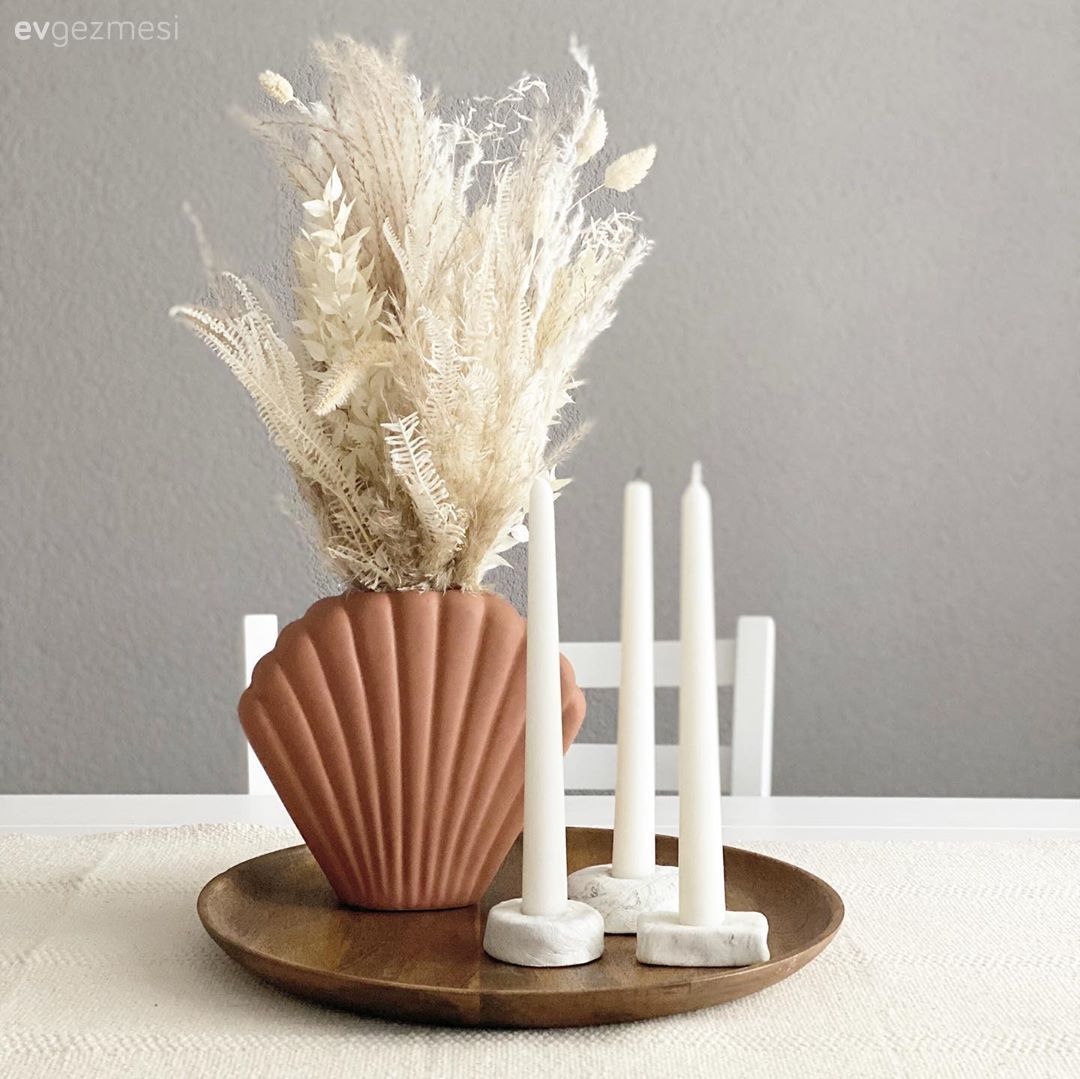 Vazo, Ev Aksesuar, Pampas otu, Şamdan, Mum, Gri duvar