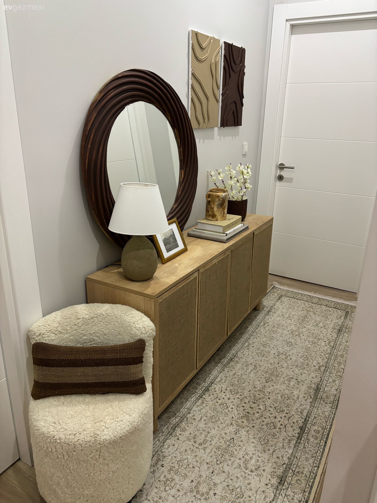 Her Detayıyla Tam Kıvamında  Bir İstanbul Evi