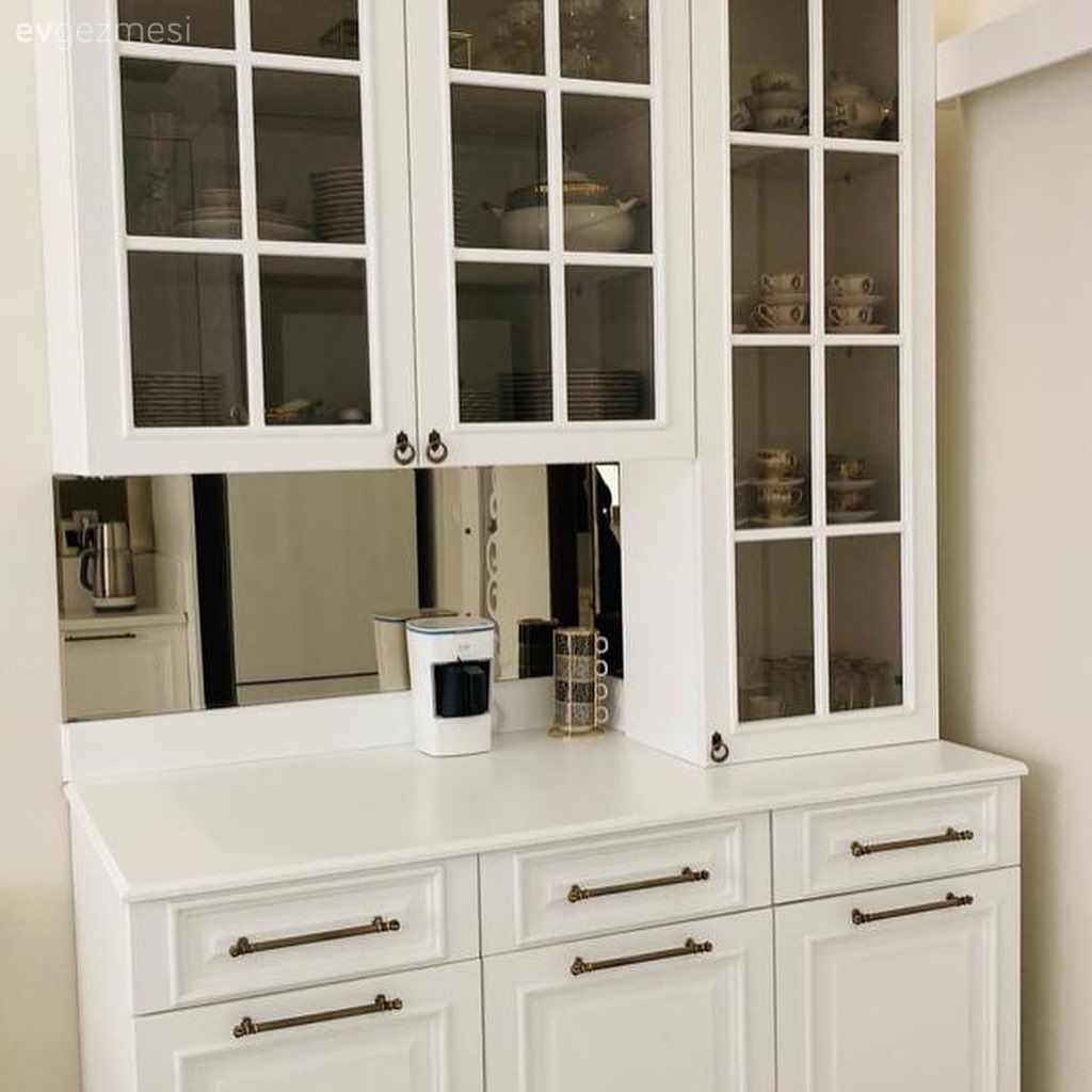 Kahve köşesi, Beyaz, Ayna, Shaker kapaklı dolaplar, Mutfak